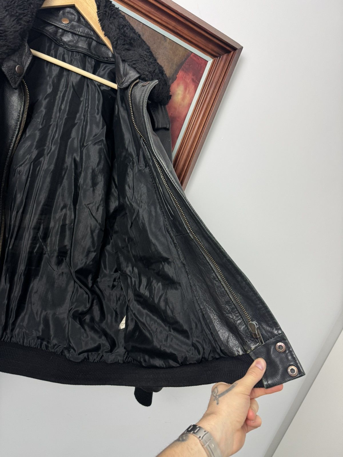 Vintage Vintage Distressed High Quality Genuine Black Leather Jacket Size US XL / EU 56 / 4 - 6 Thumbnail