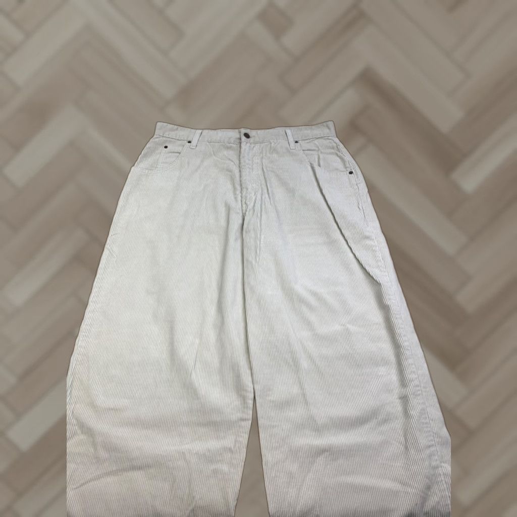 Vintage VINTAGE Solo Corduroy Pants Men 38 Light Beige 90s USA Wide Leg 13038 Size US 38 / EU 54 - 1 Thumbnail