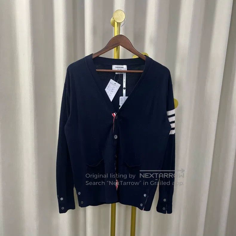 Thom Browne Thom Browne Navy Classic Four-Stripe Cardigan Size US S / EU 44-46 / 1 - 1 Thumbnail