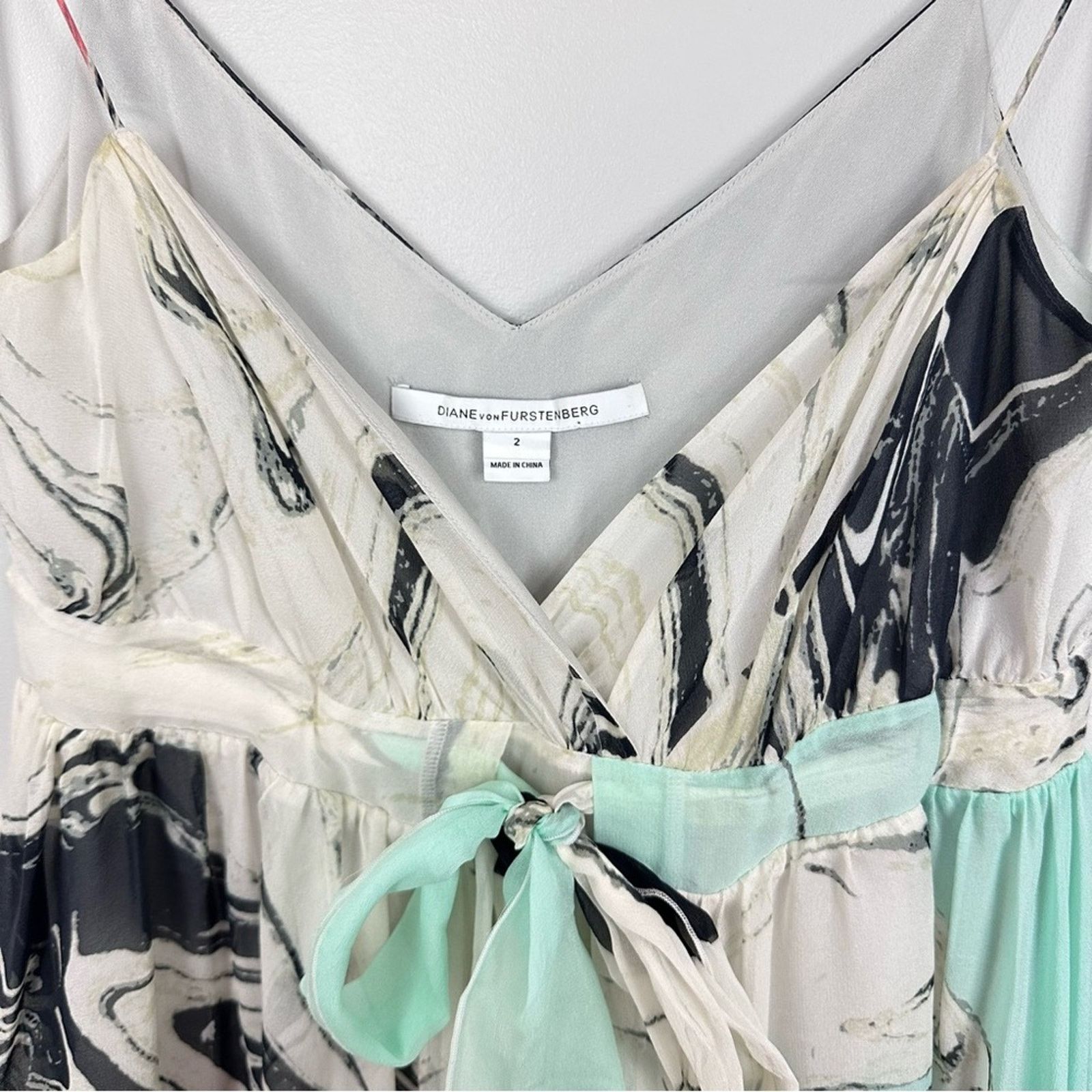 Diane von Furstenberg Diane Von Furstenberg Jolie Turquoise Silk Dress Size 2 Size XS / US 0-2 / IT 36-38 - 2 Thumbnail