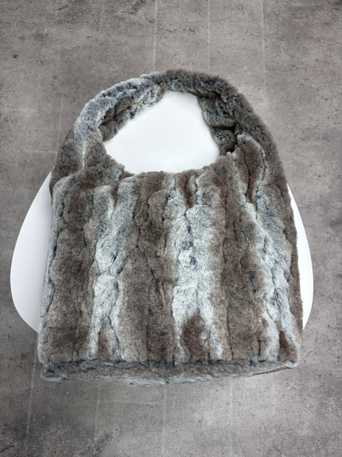 KMRii Vintage Fur Hobo Shoulder Bag Y2K Rabbit Archive KMRii Style Size ONE SIZE - 7 Thumbnail