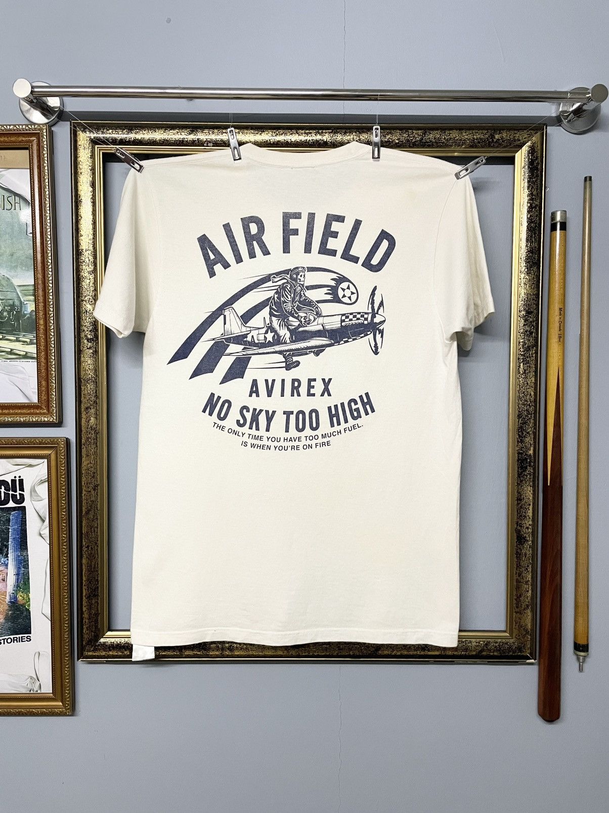 Avirex Vintage Designer Avirex ‘ No Sky To High ‘ Og Airfield Tee Size US S / EU 44-46 / 1 - 1 Thumbnail