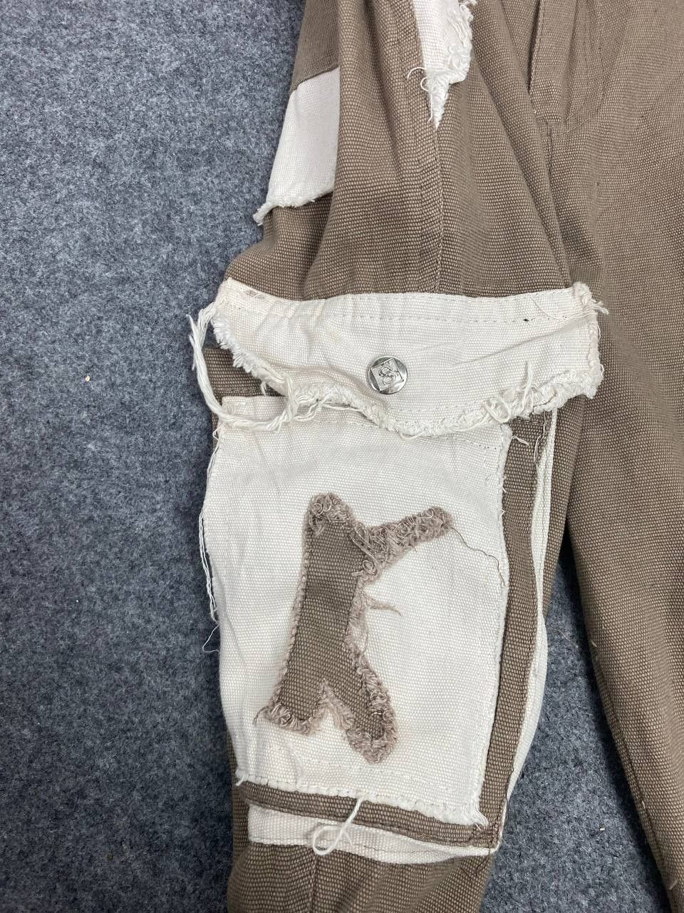 Japanese Brand japanese brand multipocket cargo pants nice design Size US 28 / EU 44 - 8 Thumbnail