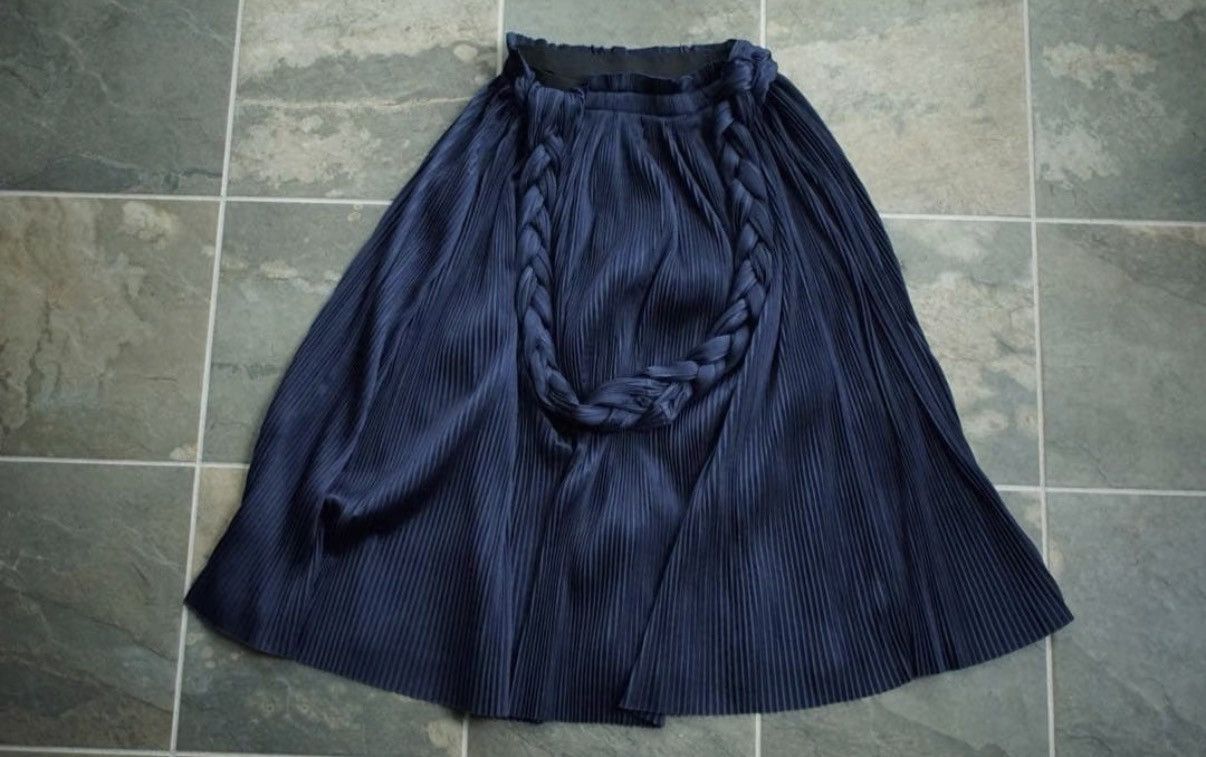 Comme des Garcons COMME des GARÇONS Navy Pleated Cable Knit Overall Dress K23 Size 25" / US 0 / IT 36 - 1 Thumbnail