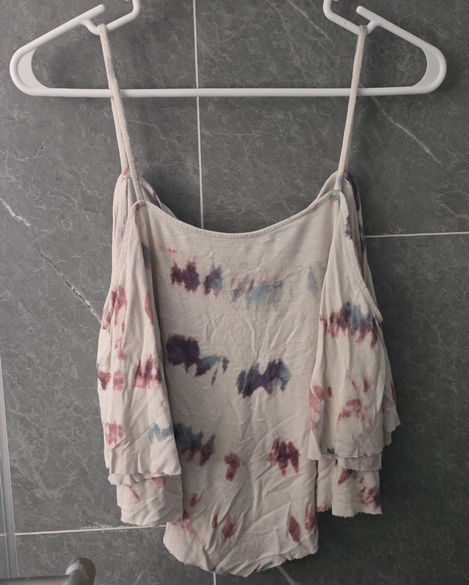 American Eagle Outfitters American Eagle Outfitters Soft & Sexy T Tie-dye Crop XS Size XS / US 0-2 / IT 36-38 - 1 Thumbnail