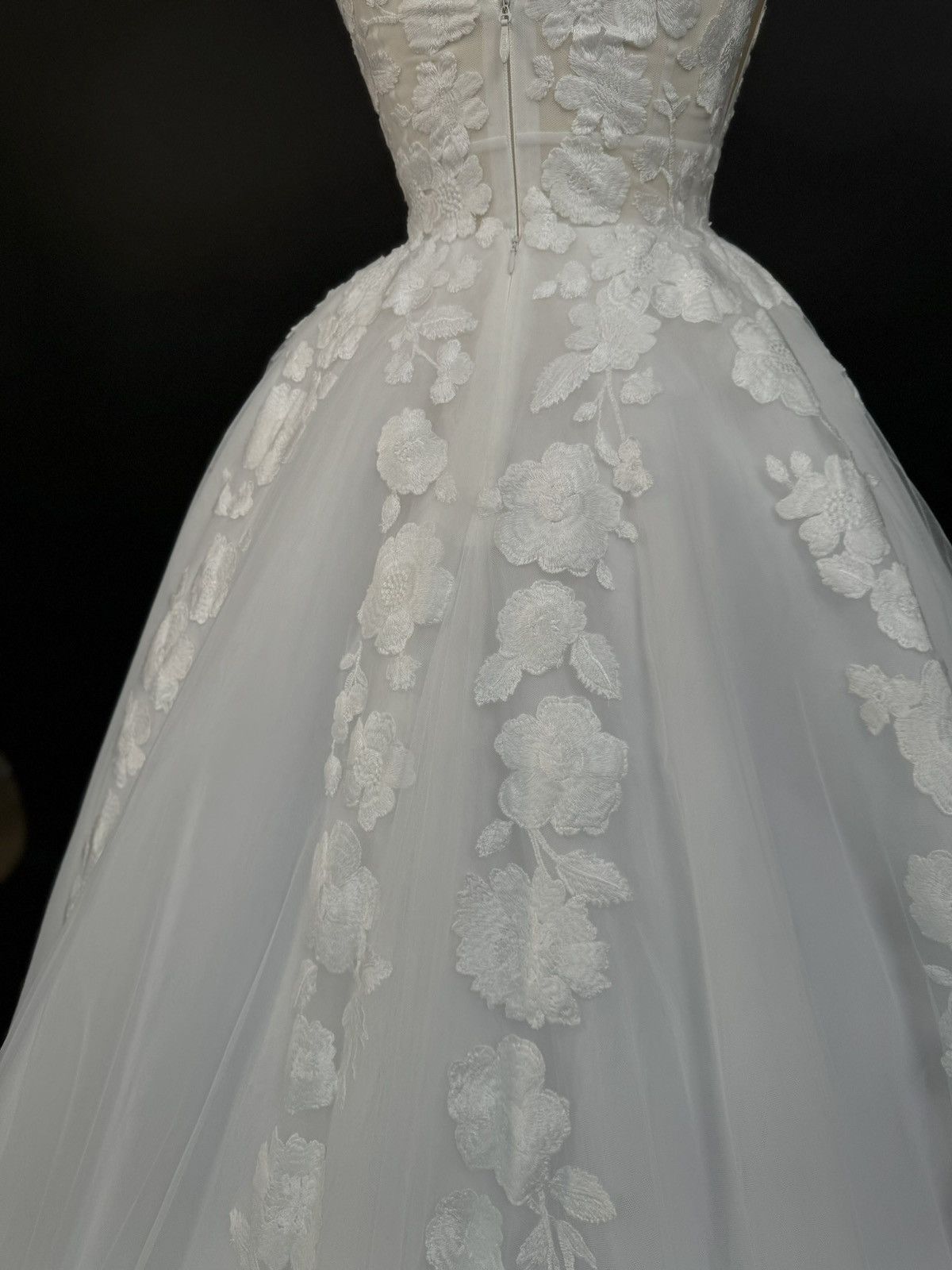 Other Brand New US 6 Anna Augusta Embroidered Lace Evening Gown Size M / US 6-8 / IT 42-44 - 8 Thumbnail