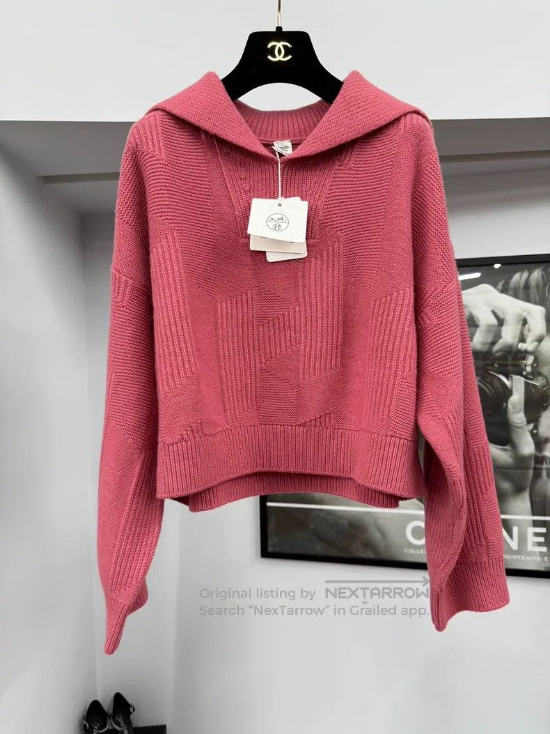 Hermes Hermes Pink Collar Sweater Size XXS / US 00 / IT 34 - 1 Thumbnail