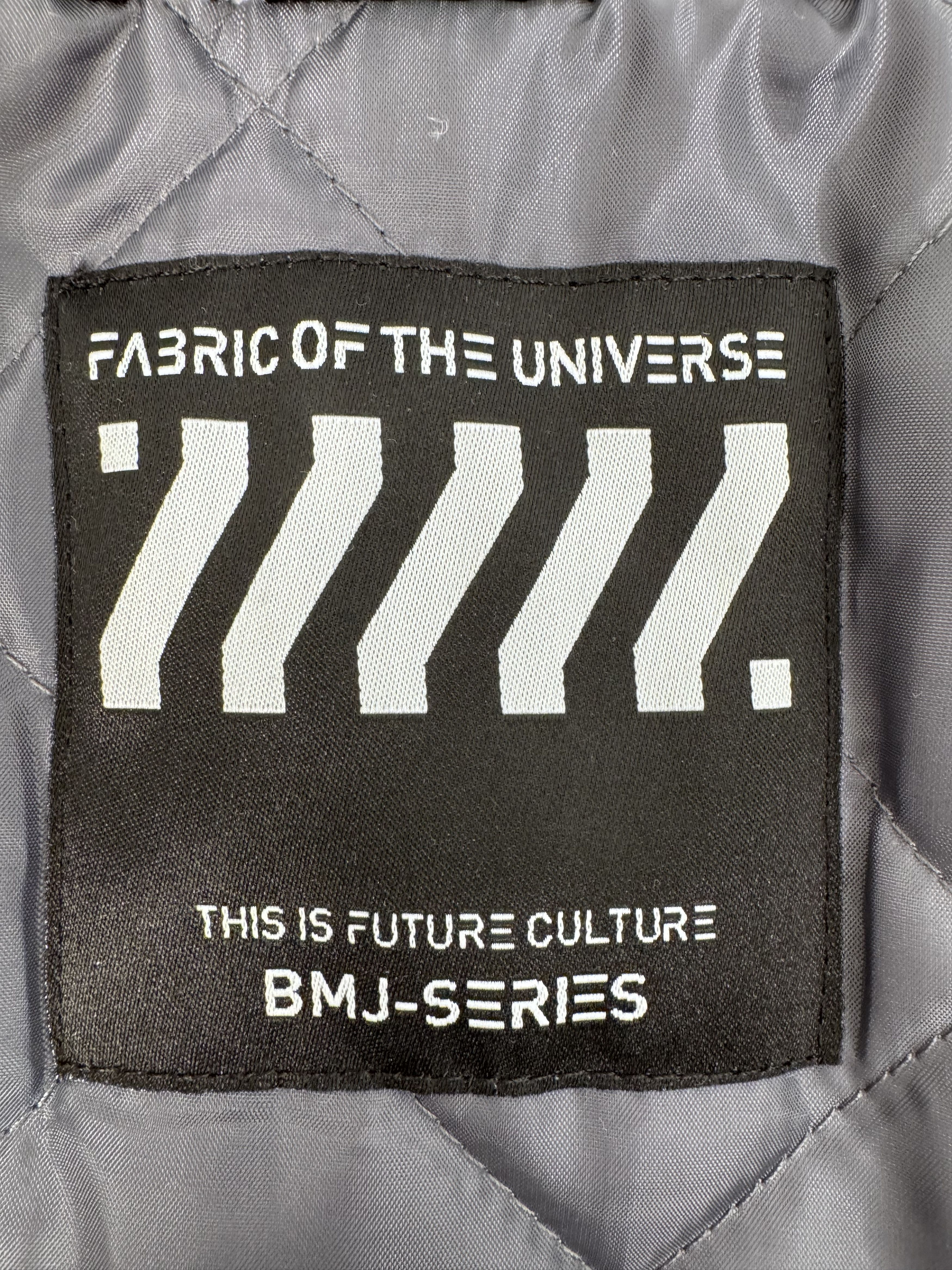 Other Fabric of the Universe Y-2050 White Cropped Bomber Jacket Size US XXL / EU 58 / 5 - 11 Thumbnail