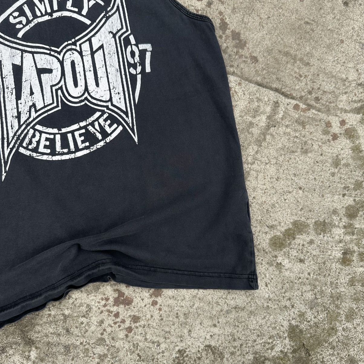 20471120 × Hypebeast Vintage Tapout Tank Top Sleeveless Big Logo Y2K 00s USA Size US L / EU 52-54 / 3 - 4 Thumbnail