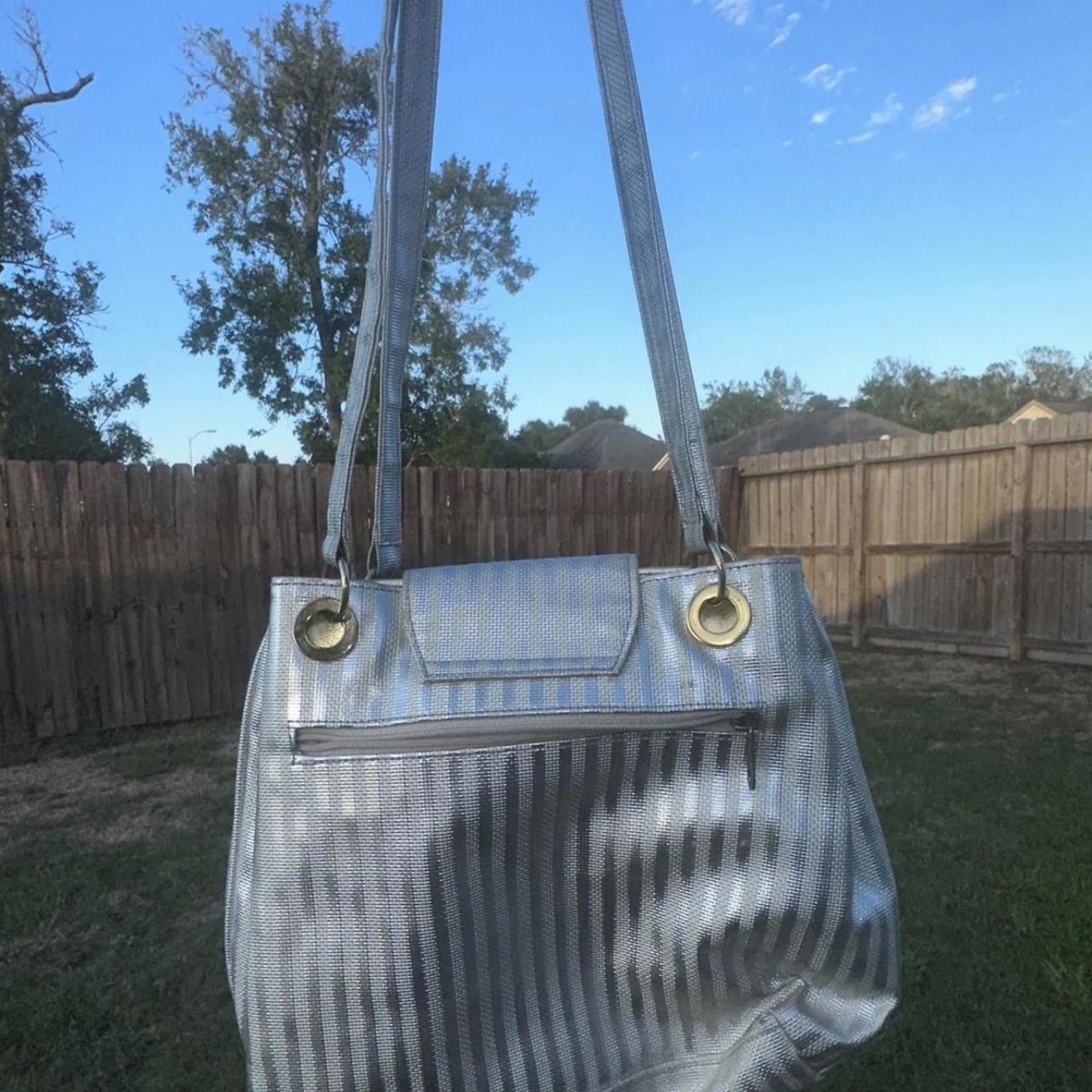 Other Cute vintage silver and gold elephant purse #elephantlove Size ONE SIZE - 5 Thumbnail