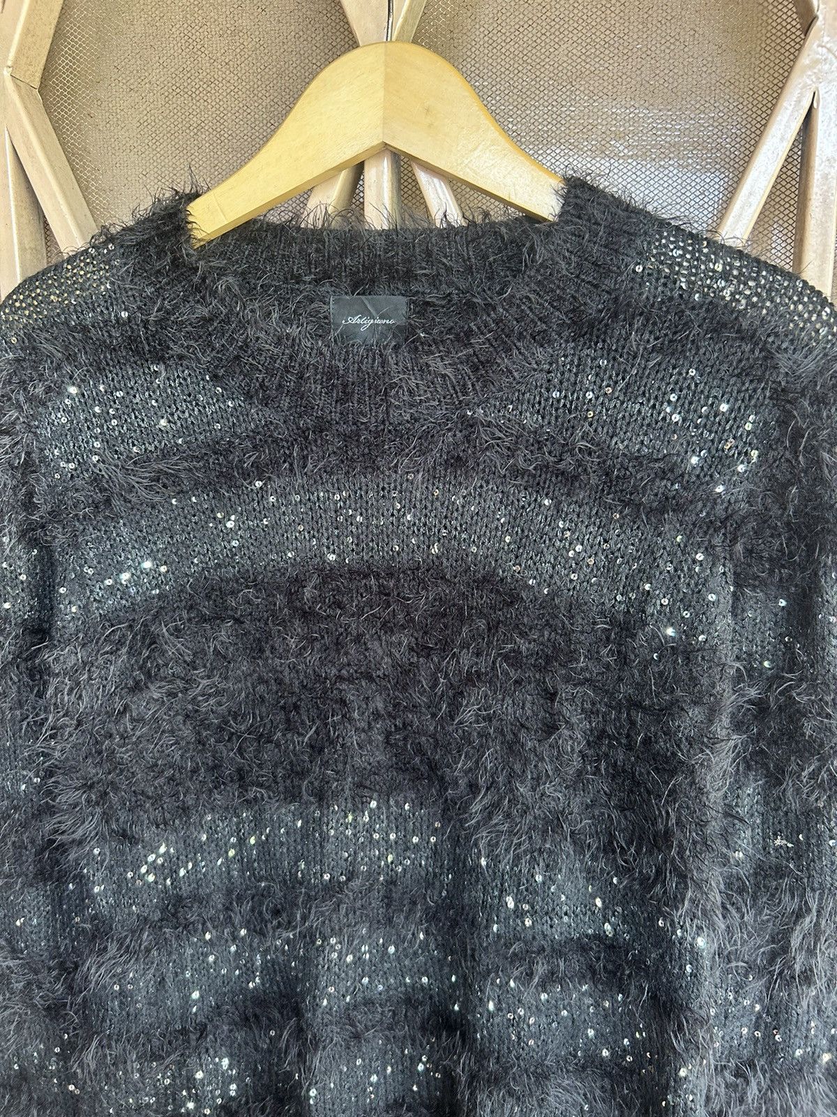 Japanese Brand 💸BINDINGOFFER💸Antigiano fuzzy mohair knit style kurtcobain Size US M / EU 48-50 / 2 - 6 Thumbnail