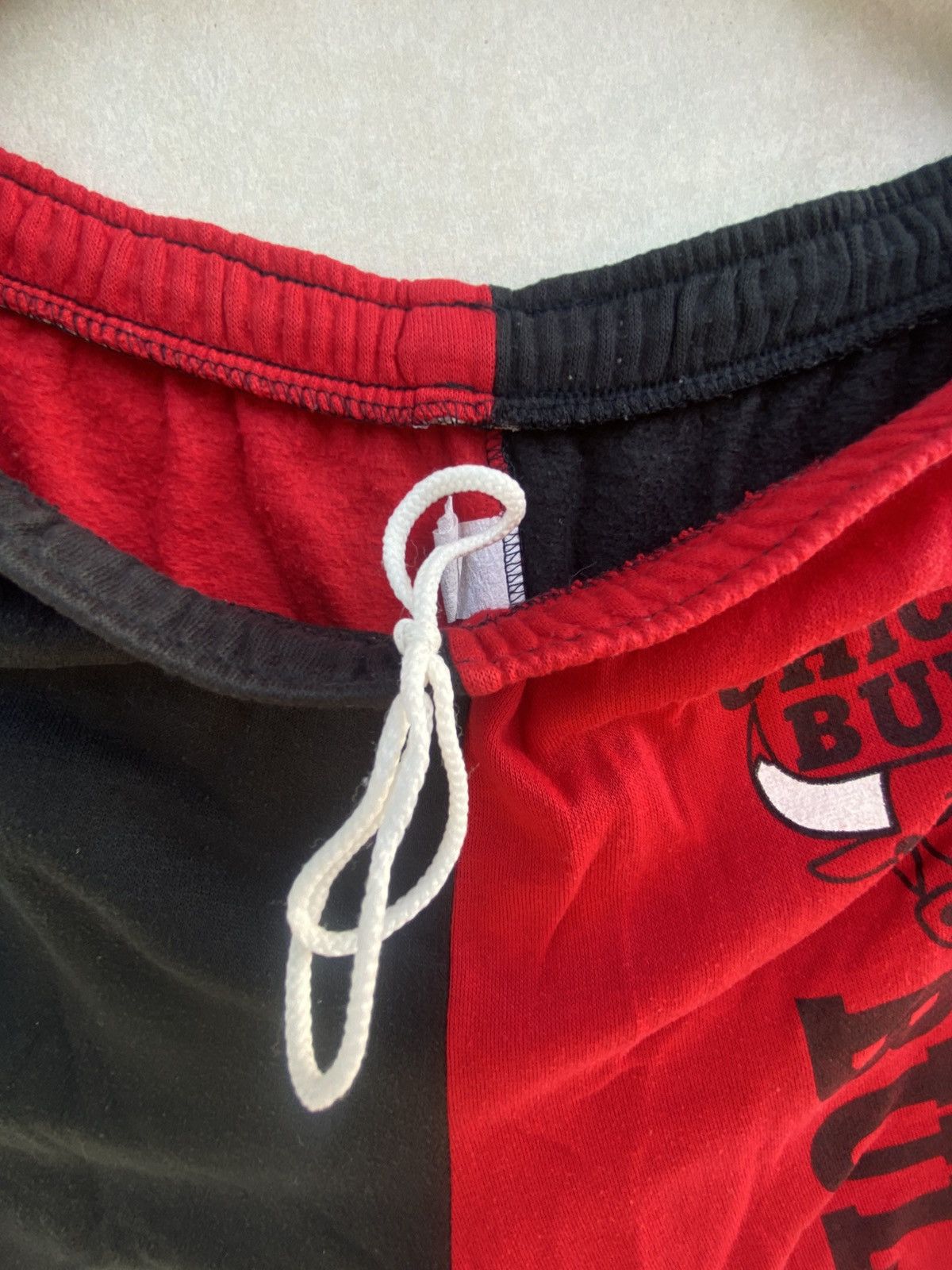 Other Vintage Chicago Bulls 1993 Short Pants Size LL TB-01 Size US 33 - 7 Thumbnail