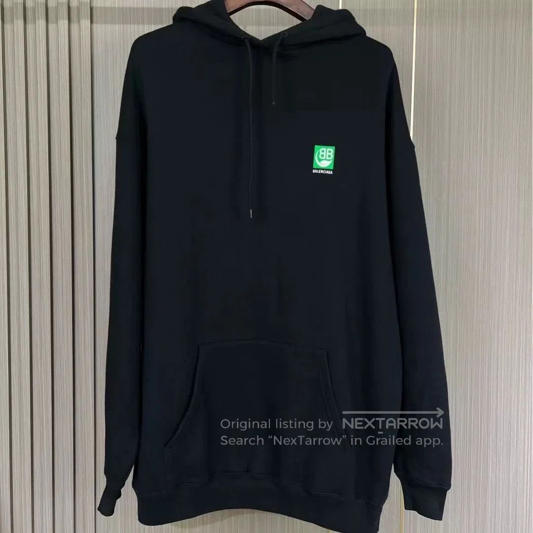 Balenciaga black balenciaga logo print hoodie. Size US M / EU 48-50 / 2 - 1 Thumbnail