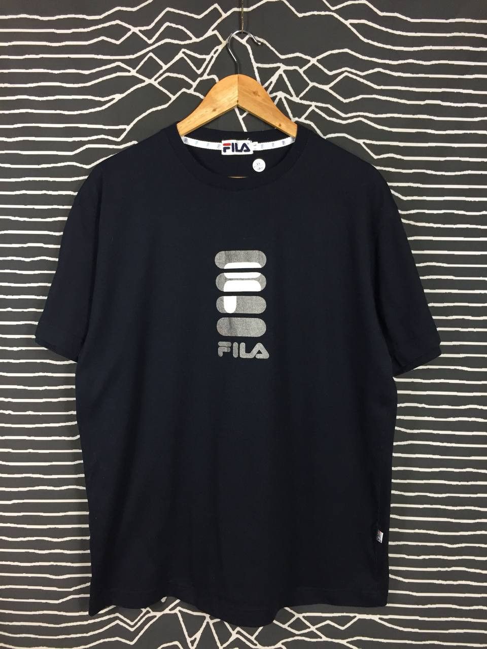 Fila × Vintage Fila Center Logo Casual Brand Essential Tee Size US L / EU 52-54 / 3 - 2 Thumbnail
