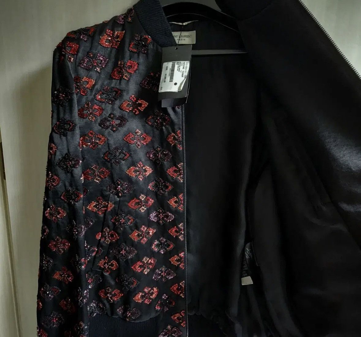 Saint Laurent Paris Saint laurent cashmere blending coiled bomber jacket sz52 Size US L / EU 52-54 / 3 - 7 Thumbnail