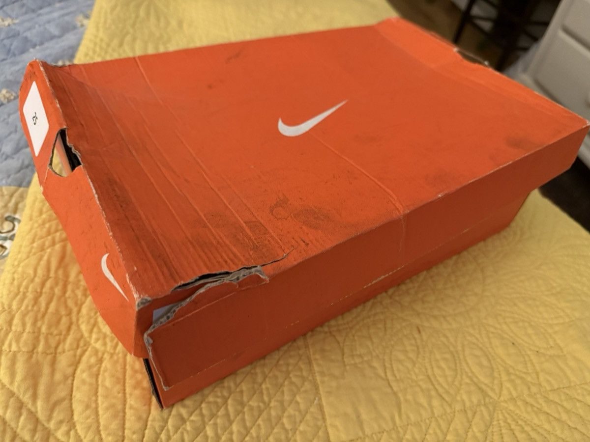 Nike Nike Air Max Stutter Step Grey/Orange size 9 VNDS! Size US 9 / EU 42 - 6 Thumbnail
