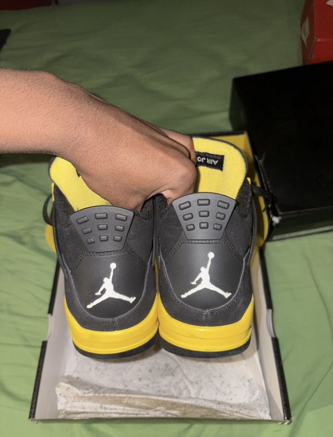 Jordan Brand Jordan Thunder 4 Size US 10.5 / EU 43-44 - 3 Thumbnail