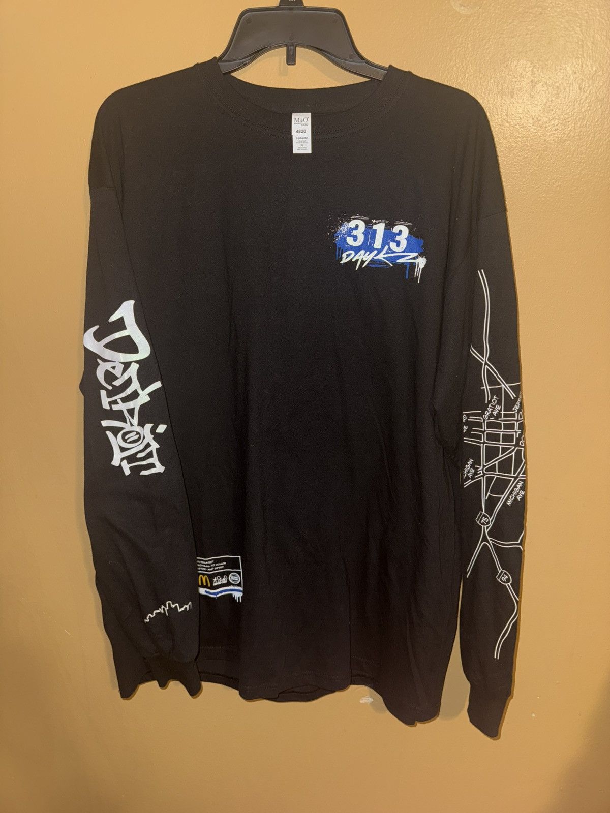 NBA 313 Day Detroit BBall Graphic Long Sleeve Tee Black men XL Size US XL / EU 56 / 4 - 7 Thumbnail