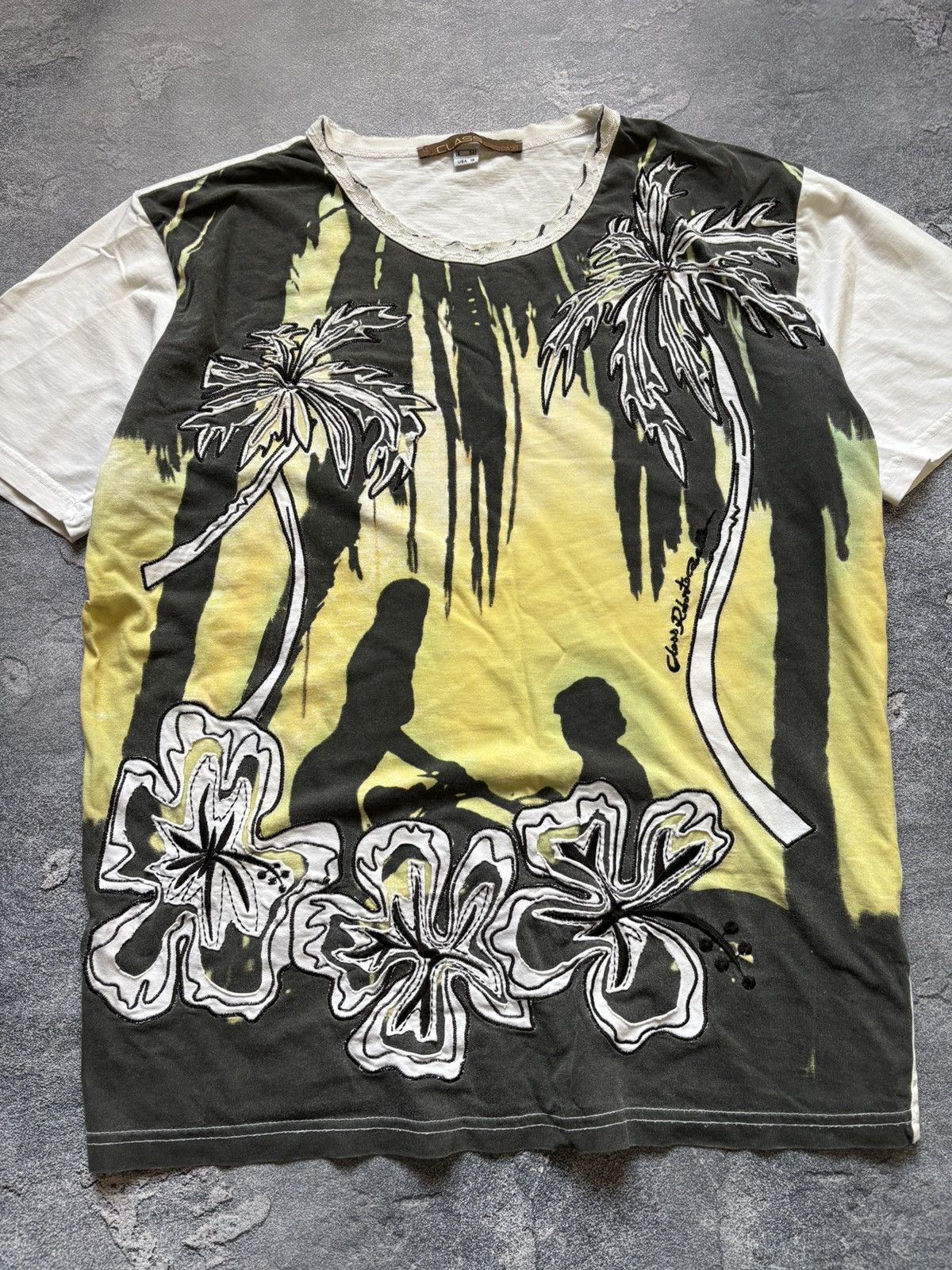 Roberto Cavalli Vintage CLASS Roberto Cavalli Y2K Tropical Palm Print Tee Size XXL / US 16-18 / IT 52-54 - 4 Thumbnail