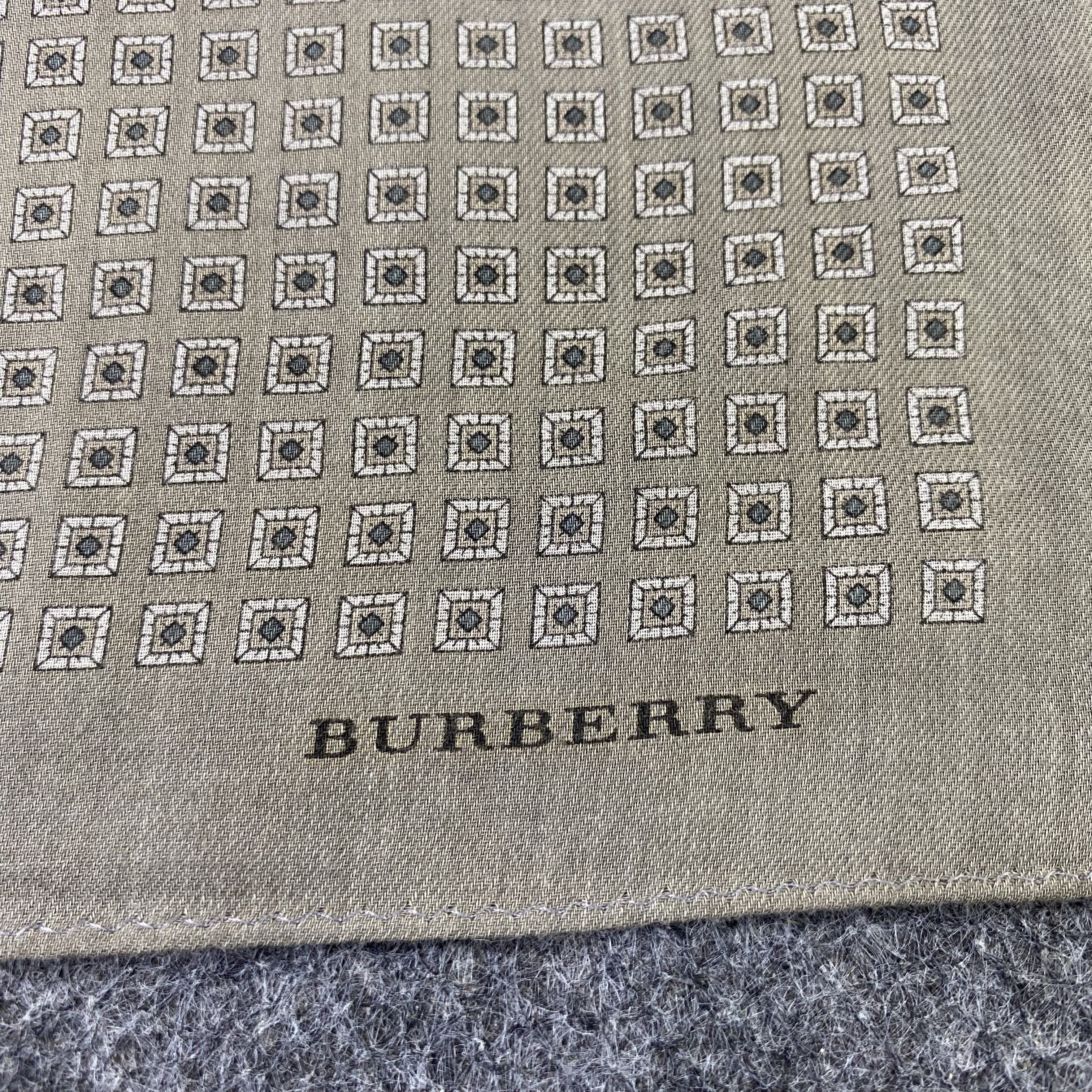 Burberry Burberry Handkerchief Neckerchief Bandana-B1977 Size ONE SIZE - 7 Thumbnail