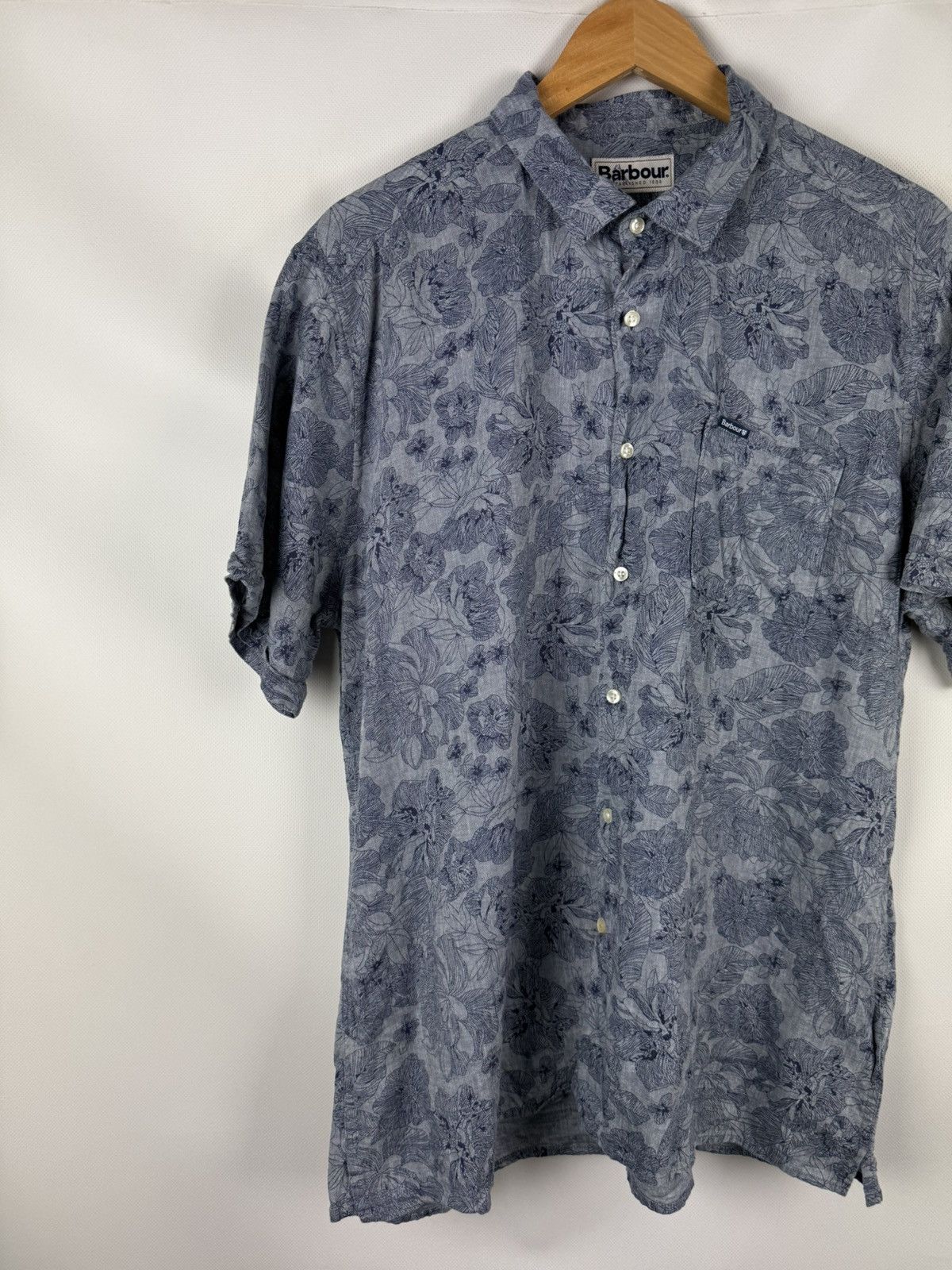 Barbour Barbour Lyocell Linen Overprinted Button Up Hawaiian Shirt Size US XL / EU 56 / 4 - 2 Thumbnail