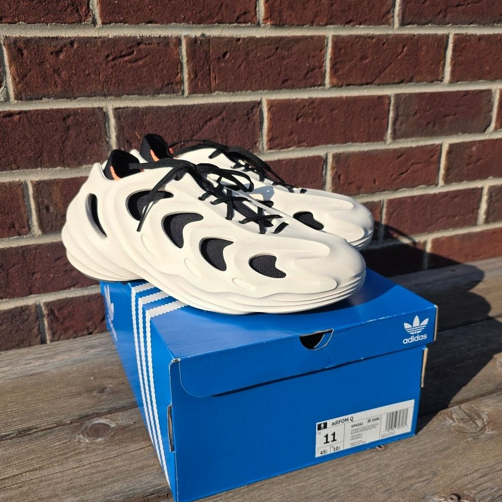 Adidas Adidas adiFOM Q "Wonder White/Core Black" Size US 11 / EU 44 - 1 Thumbnail