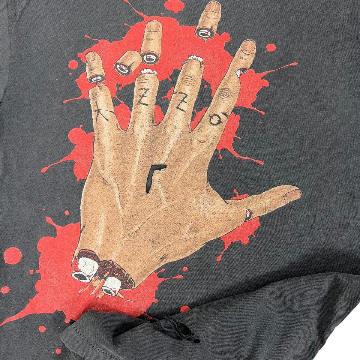 Band Tees × Ozzy Osbourne × Vintage 80s Vintage Ozzy Osbourne Destroyed tee Size US S / EU 44-46 / 1 - 8 Thumbnail