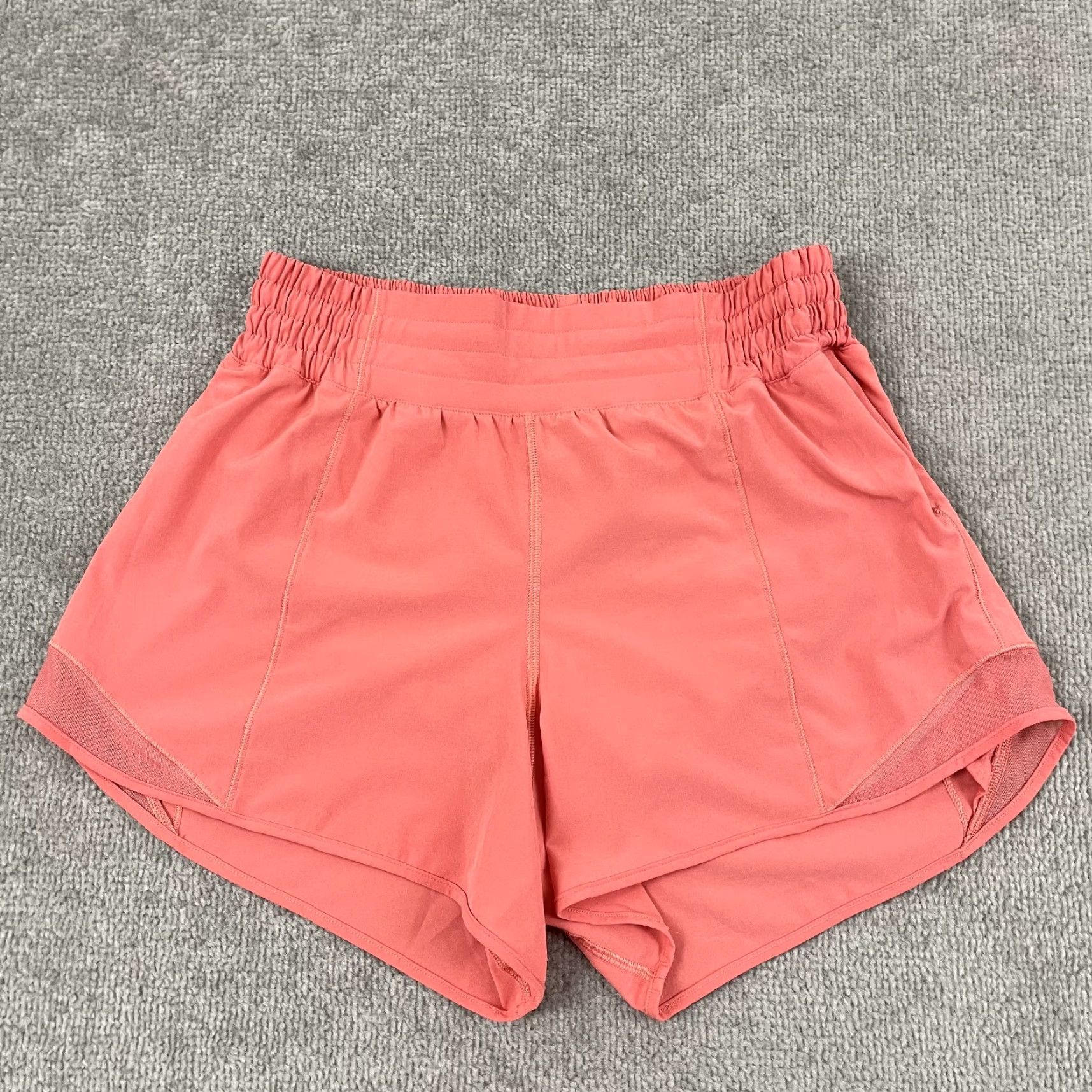VINTAGE Lululemon Hotty Hot Shorts Womens Size 6 Raspberry 4 Lined High Rise Running Pink