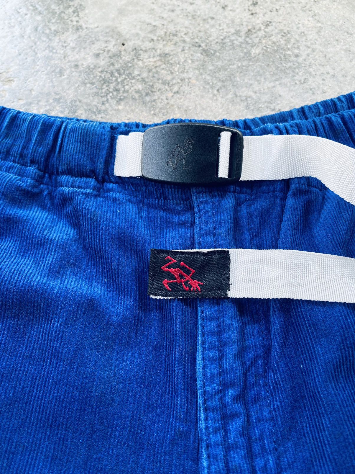 Gramicci Vintage Gramicci Blue Corduroy Short Pants Size US 29 - 4 Thumbnail
