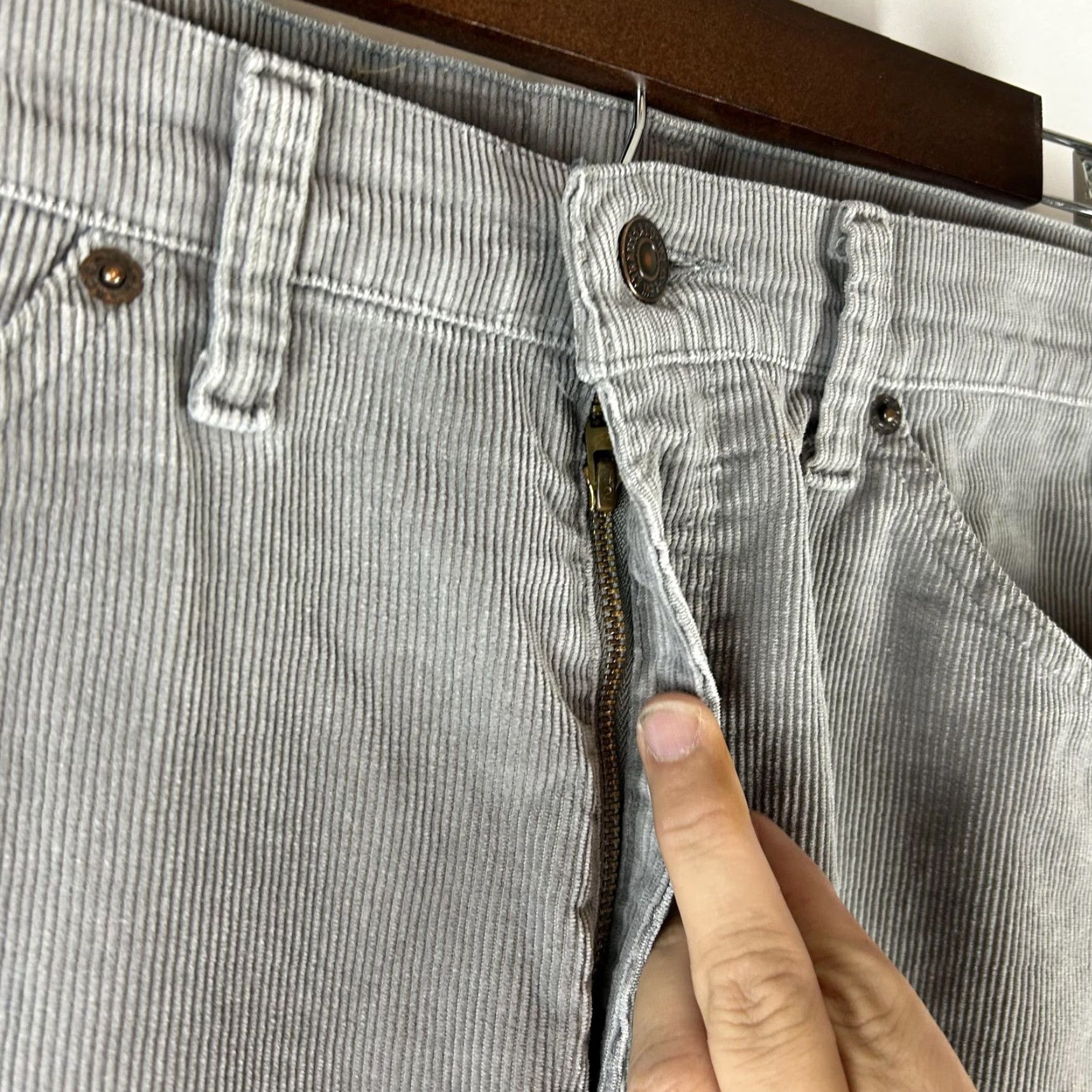 Levi's VTG 80s Levi's 517 Pants Mens 34x36 Gray Corduroy 5 Pocket Bootcut USA Size US 34 / EU 50 - 4 Thumbnail