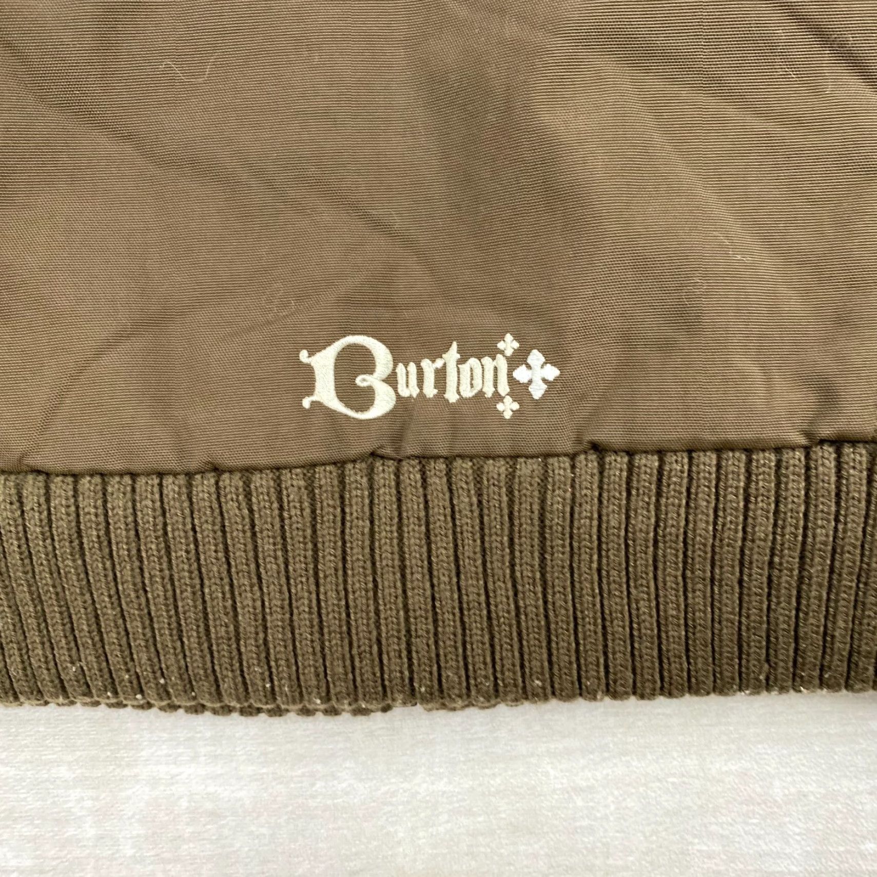 Burton VINTAGE Burton Insulated Vest Womens M Brown Cream Snowboarding Outdoors Retro Y2K Size M / US 6-8 / IT 42-44 - 2 Thumbnail