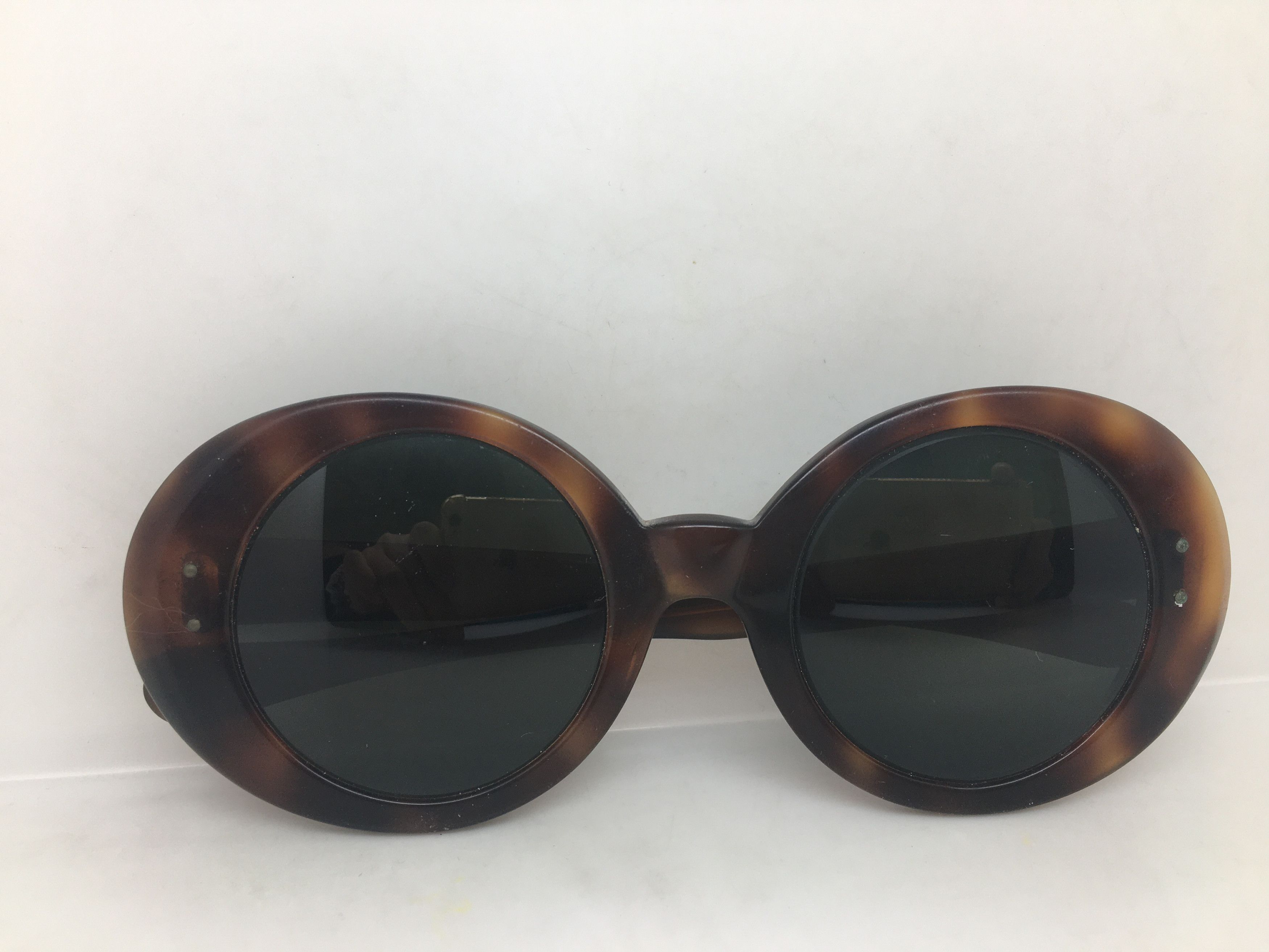 Vintage Vintage JACKIE ONASSIS TORTOISE OLD SCHOOL SUNGLASSES USA Size ONE SIZE - 6 Thumbnail