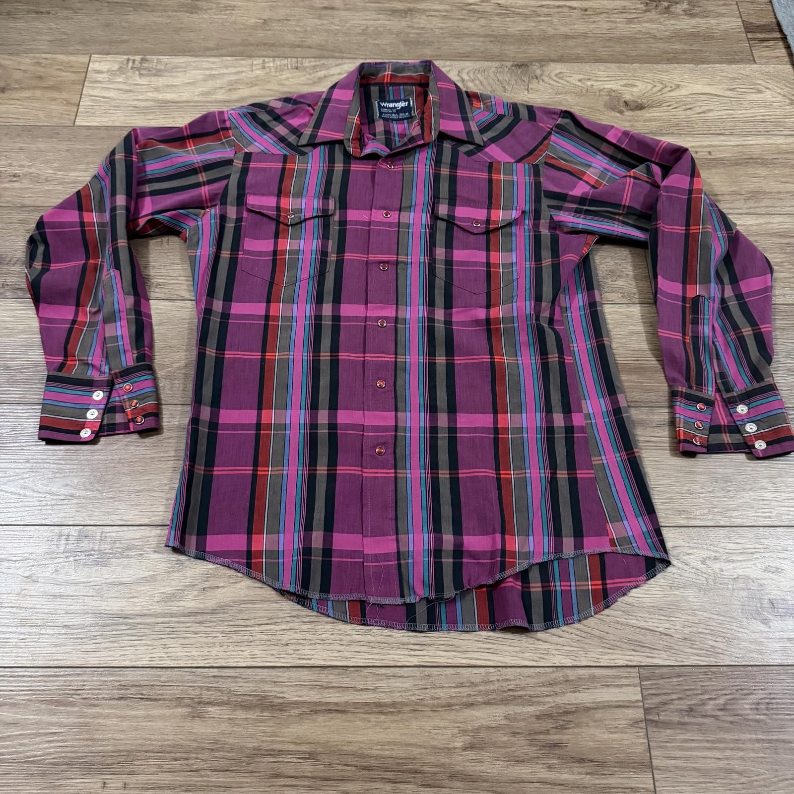 Wrangler Vintage Wrangler Western Plaid Cowboy Snap Shirt 80s 90s Size US S / EU 44-46 / 1 - 1 Thumbnail