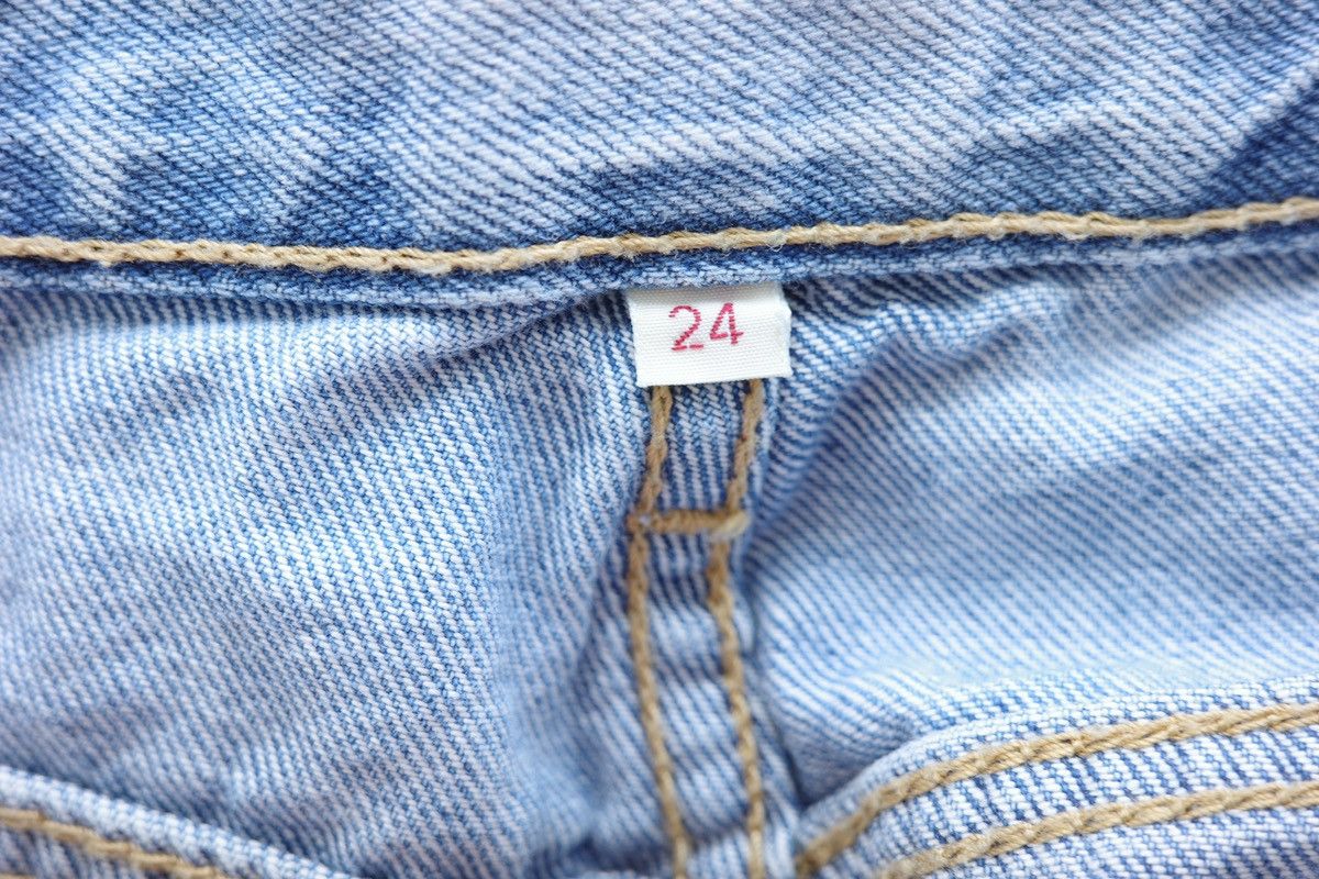 Levi's Levi's Mom Ultra High Rise Shorts Light Blue Size US 24 Size 24" / US 00 / IT 34 - 4 Thumbnail