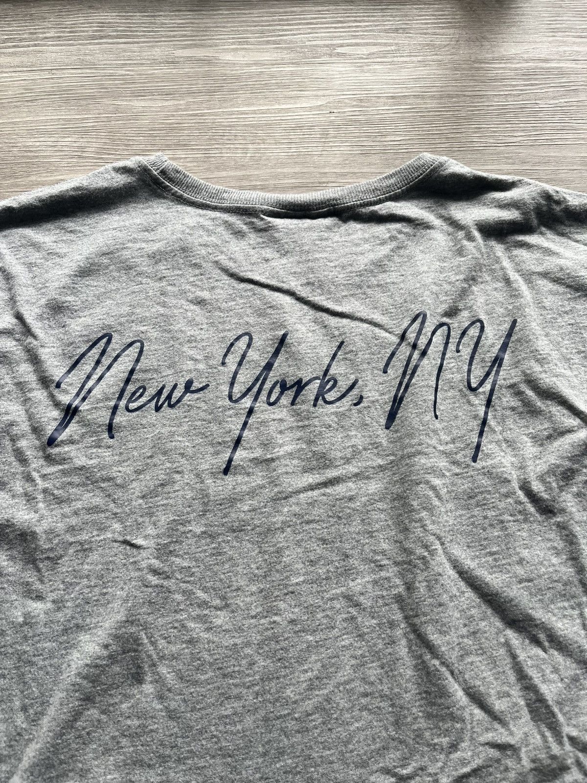 Mitchell & Ness New York Yankees T-shirt Mens Mitchell & Ness Grey Sz XL Size US XL / EU 56 / 4 - 7 Thumbnail