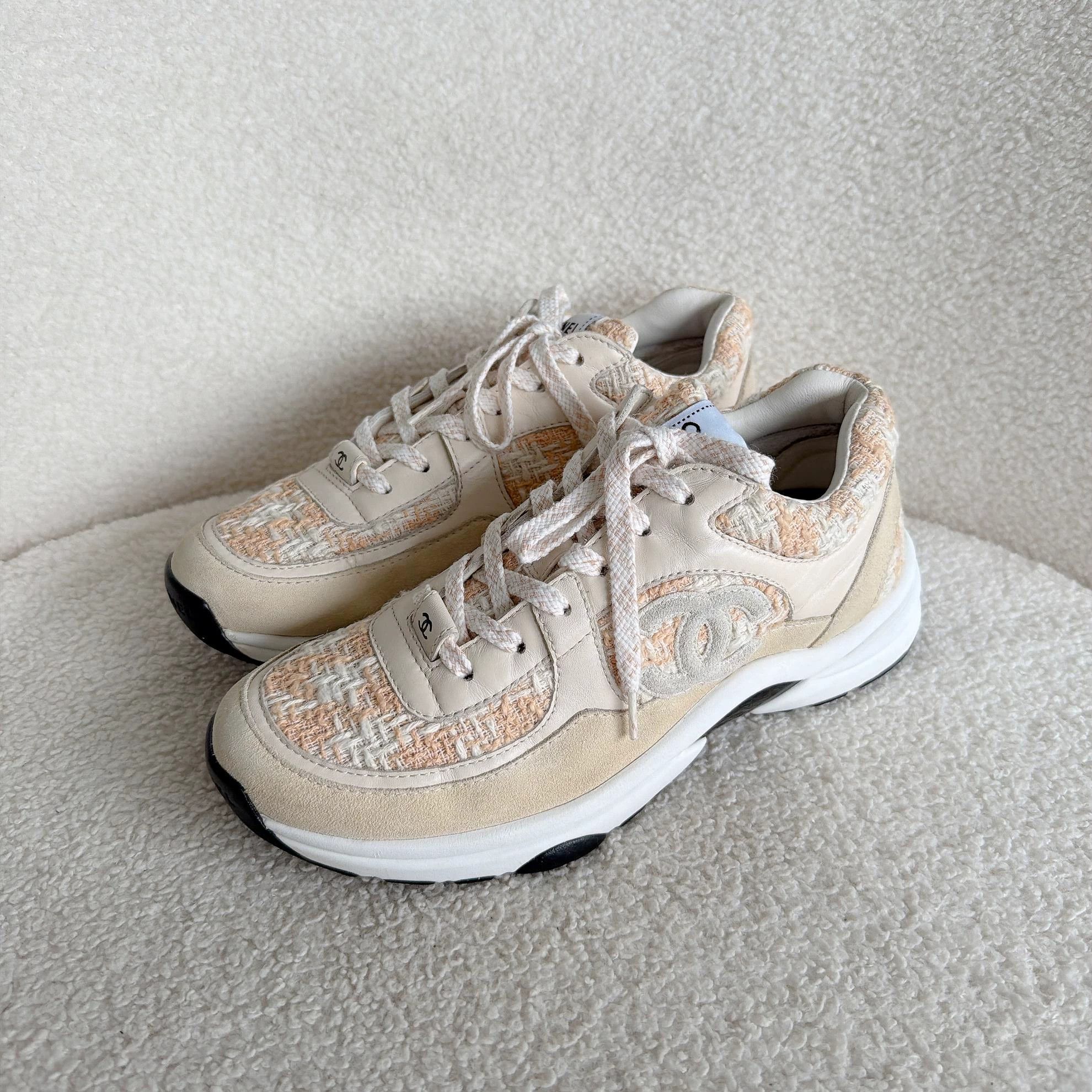 Chanel Chanel tweed sneaker 37.5 2255 Size US 7 / IT 37 - 1 Thumbnail