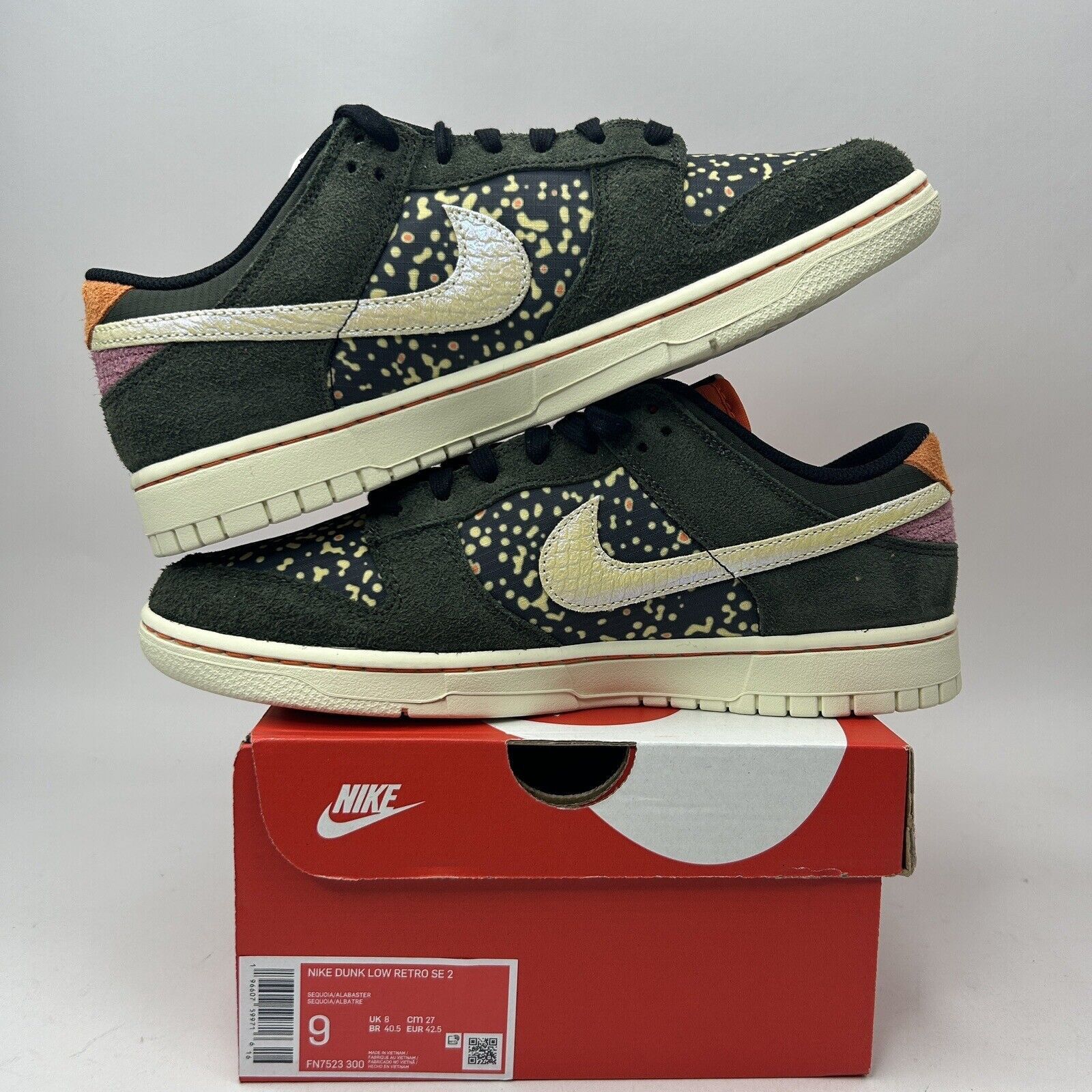 Nike Nike Shoes Dunk Low SE Gone Fishing “Rainbow Trout” 2023 Size US 9 / EU 42 - 3 Thumbnail