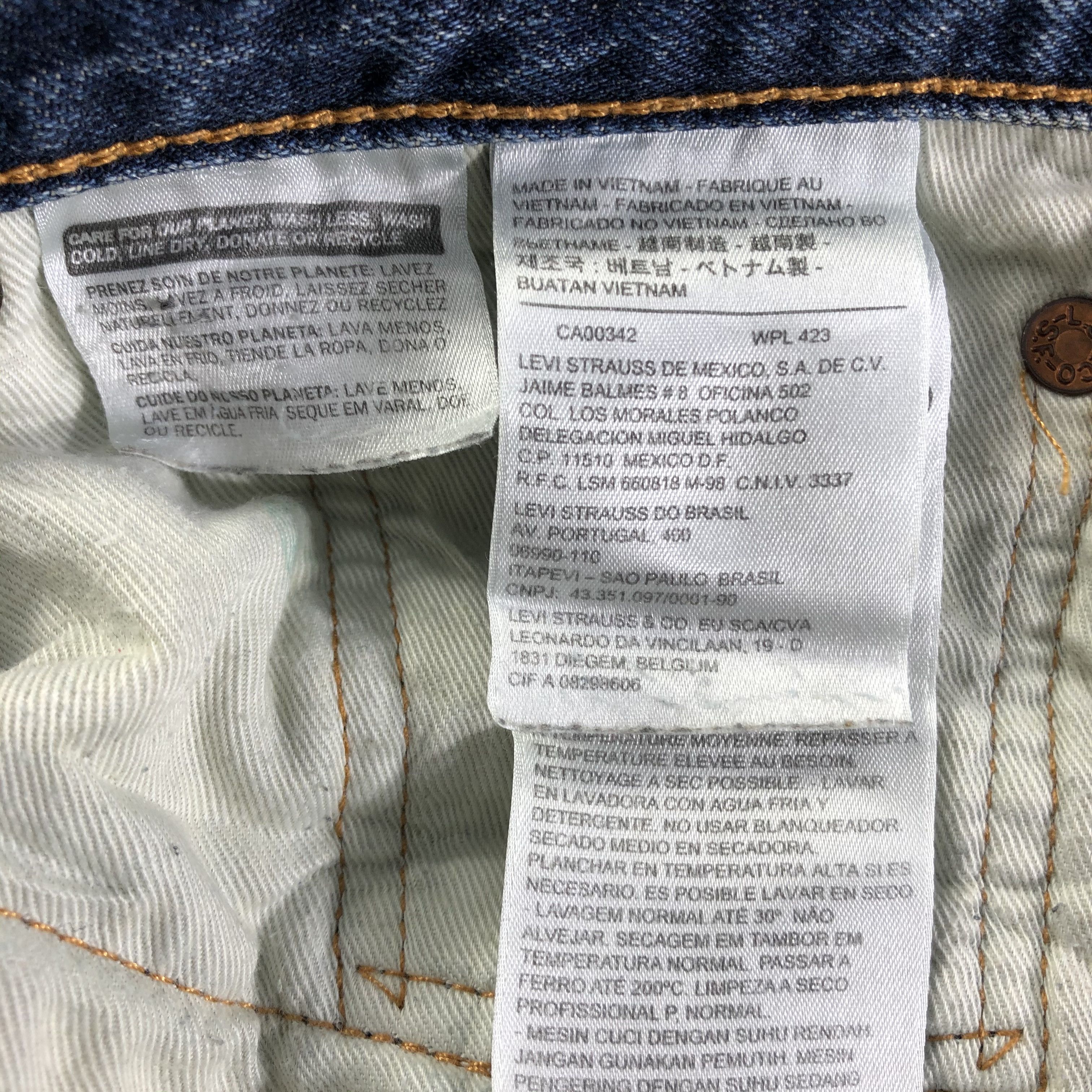 Levi's Vintage Levis 502 Jeans Blue Wash Denim KJ3136 Size US 31 - 9 Thumbnail