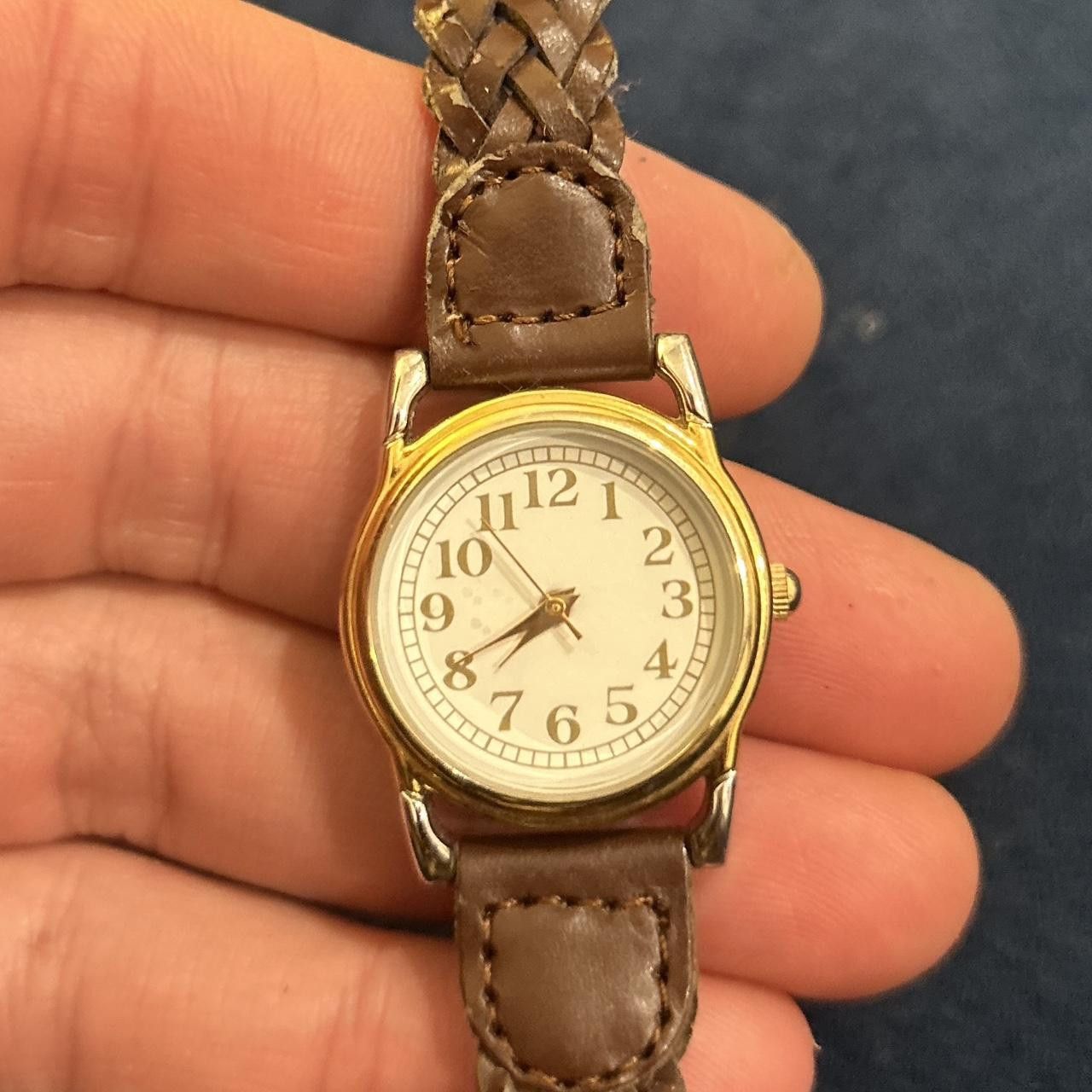 Other Women's Analog Watch Size ONE SIZE - 1 Thumbnail