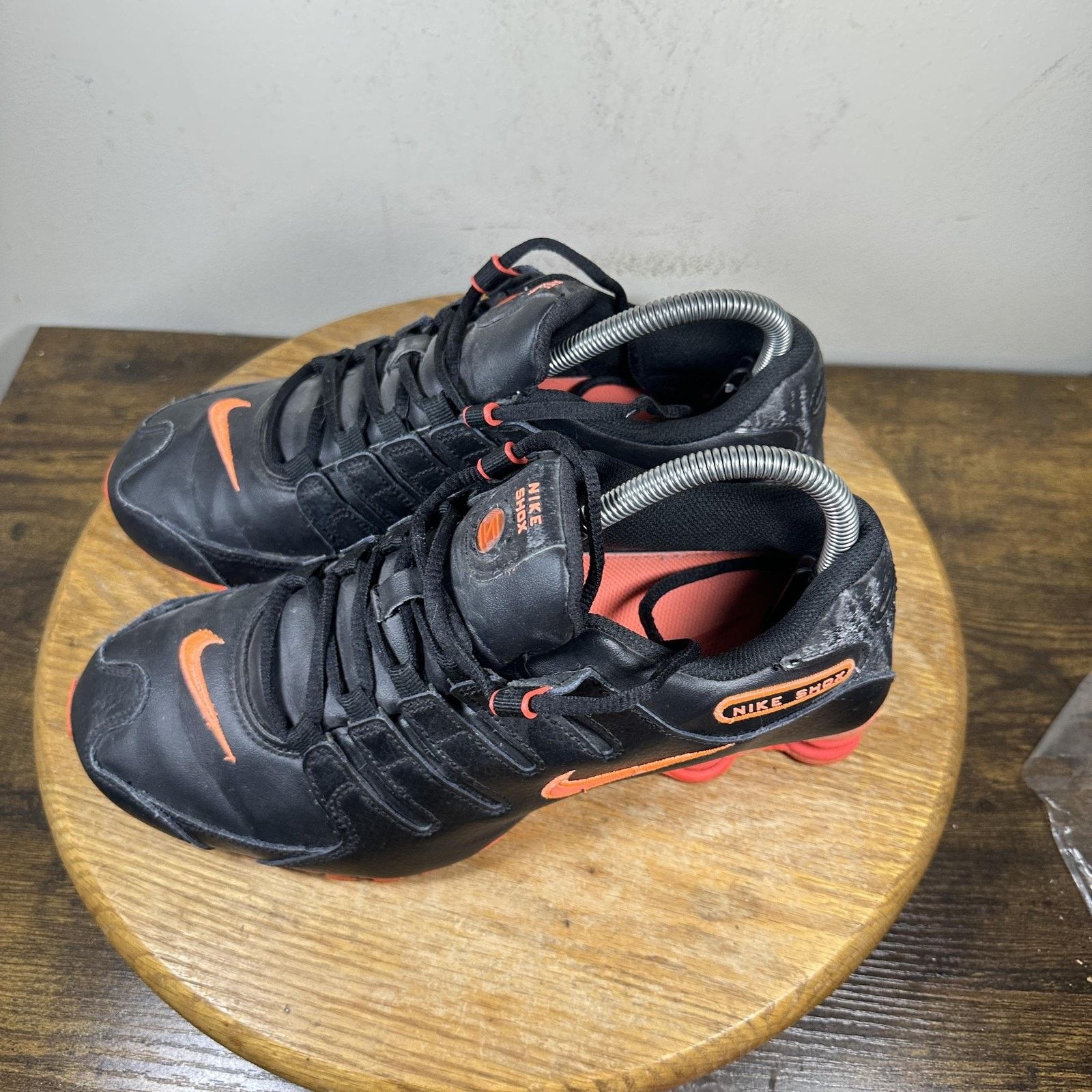 Nike Nike Shox NZ Shoes Womens Size 9 Running Athletic 636088-066 Size US 9 / IT 39 - 3 Thumbnail