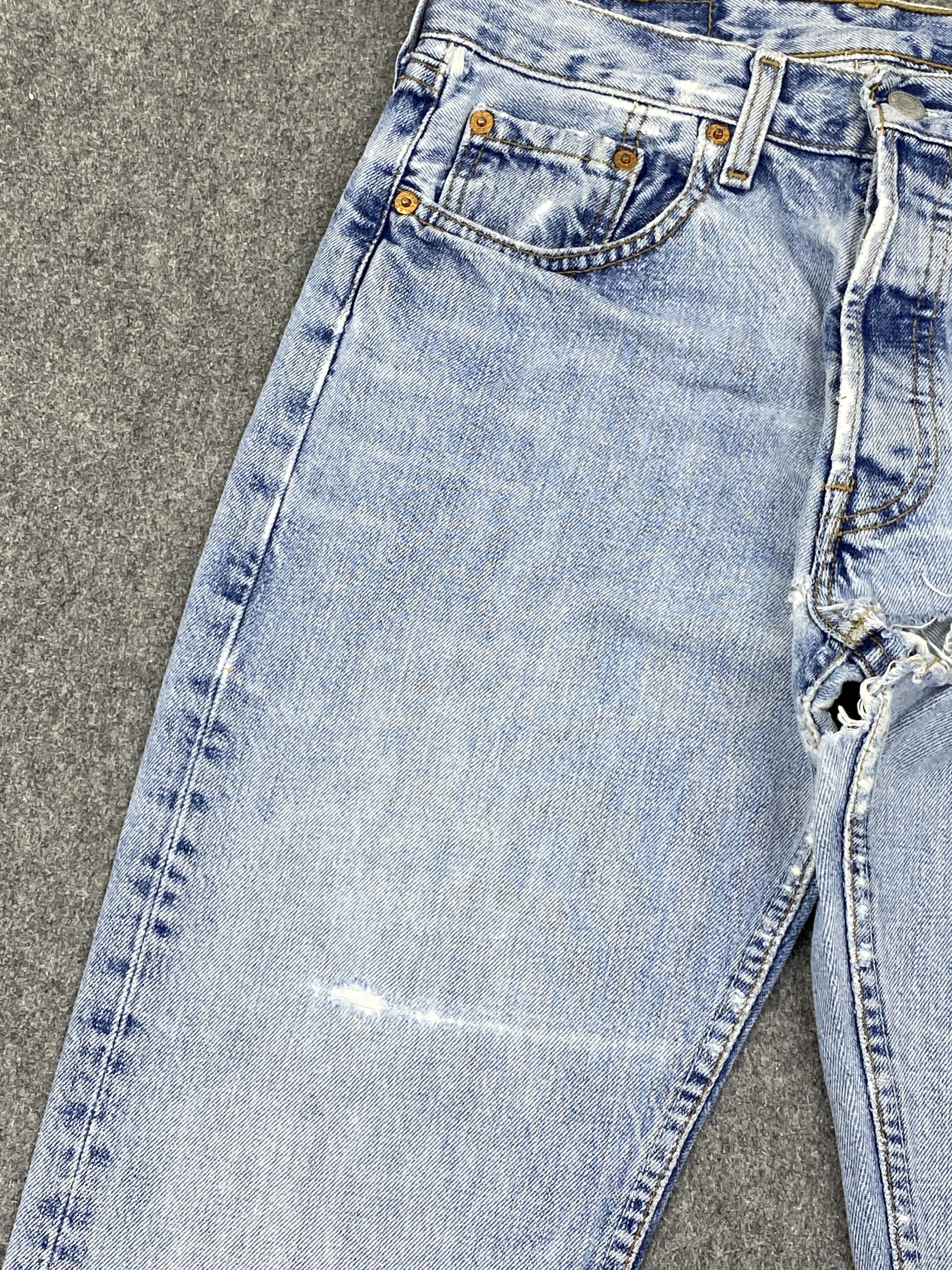 Levi's Vintage Levis 501 Distressed Jeans DP2740 Size US 29 - 10 Thumbnail