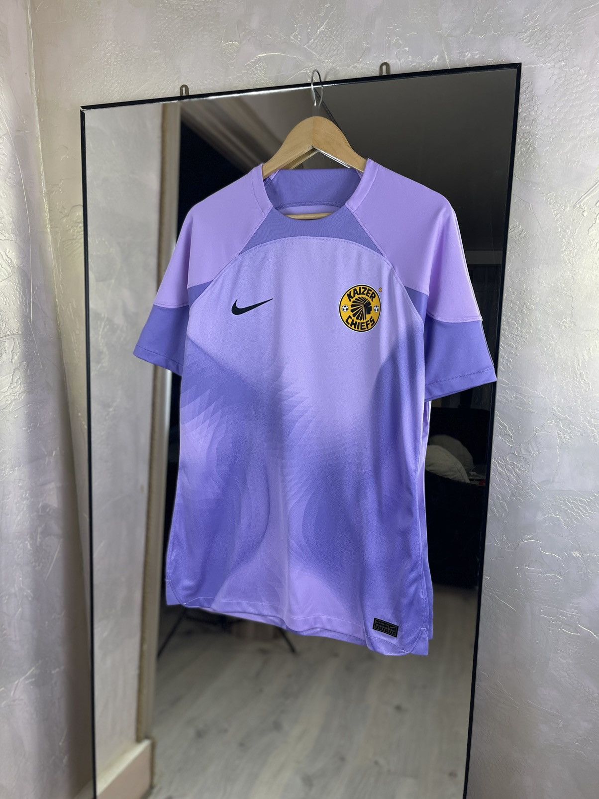 Nike Nike Kaizer Chiefs 2022/23 Away Dri-FIT Soccer Jersey Size US L / EU 52-54 / 3 - 1 Thumbnail