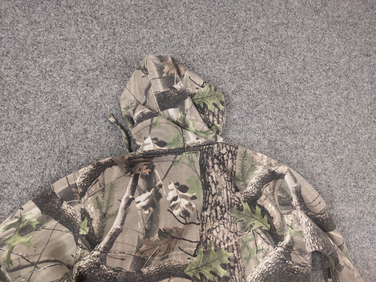Vintage Vintage game technical apparel RealTree Hoodie Y2K Style Size US M / EU 48-50 / 2 - 11 Thumbnail