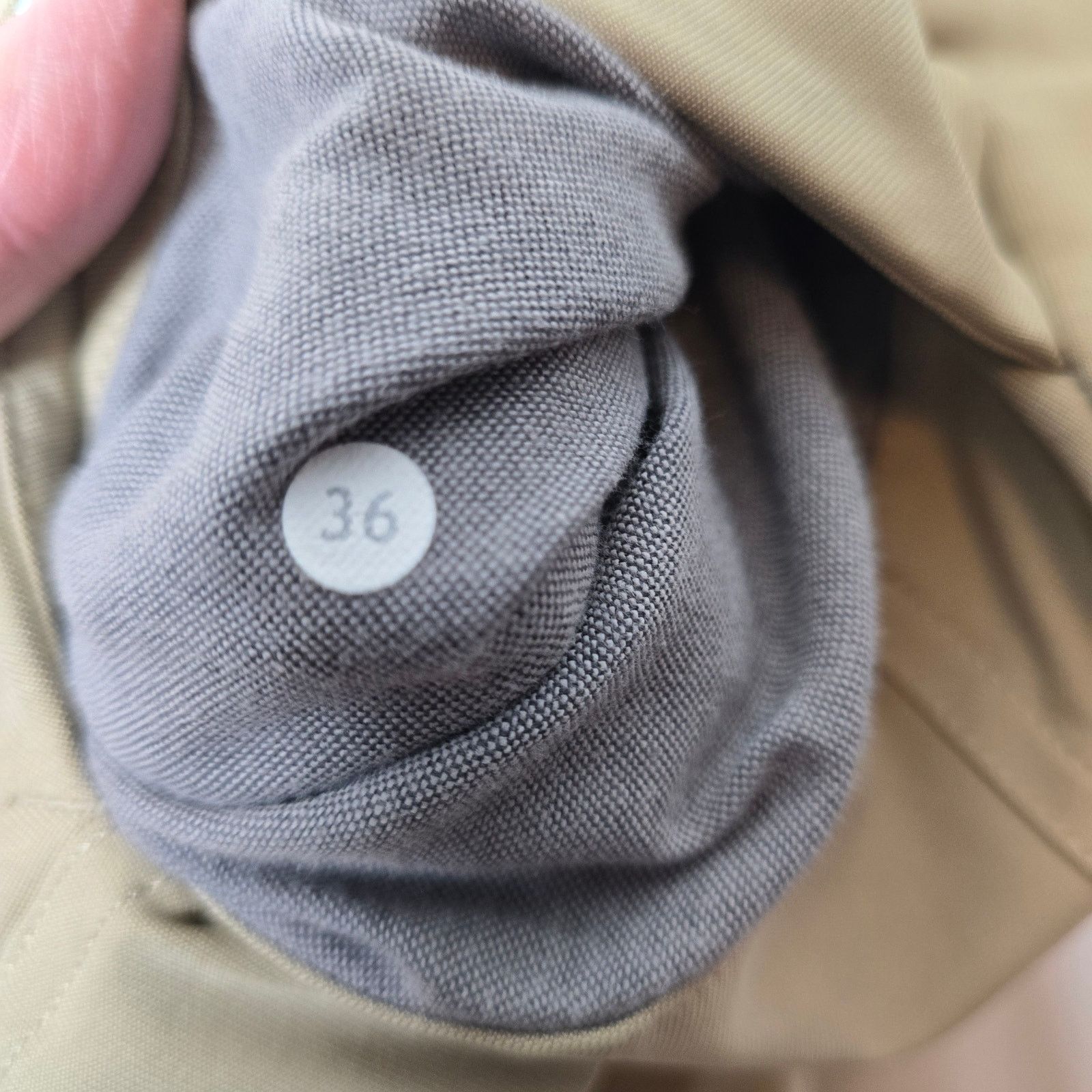 Lululemon Men's Lululemon Beige Flat Front Shorts Size 36 Size US 36 / EU 52 - 3 Thumbnail