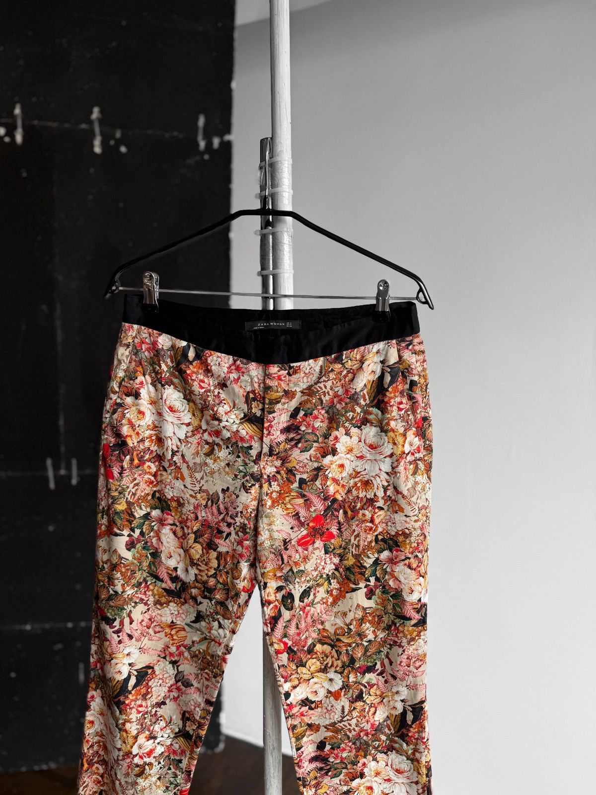 Designer × Zara Zara Womens Floral Trousers Pants Zipper Closure Pockets Size 30" / US 8 / IT 44 - 2 Thumbnail