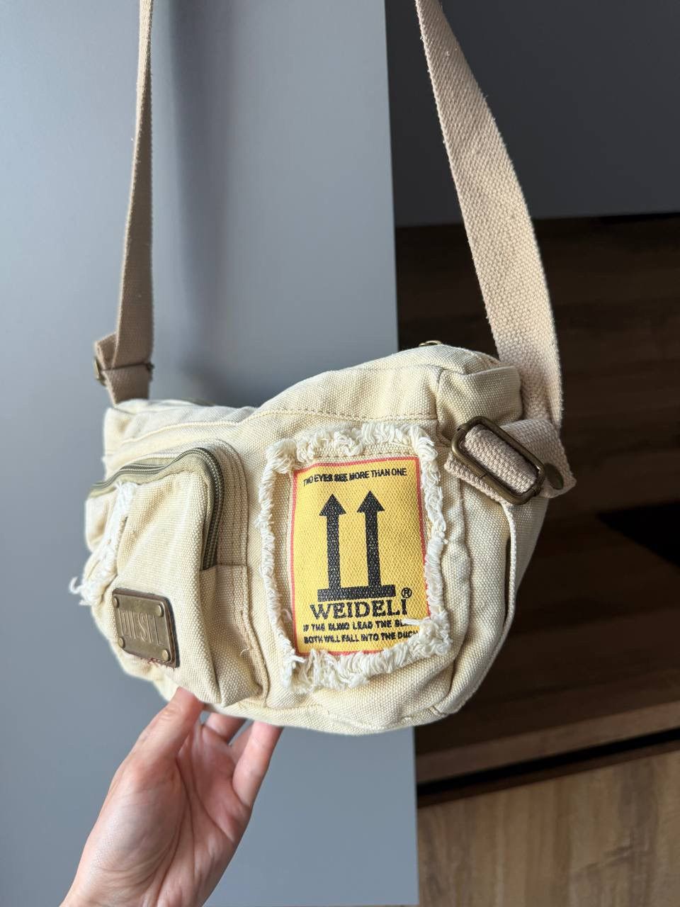 Diesel Diesel Paper Bag Zip Logo Archive Crossbody Bag Y2K Style Size ONE SIZE - 3 Thumbnail