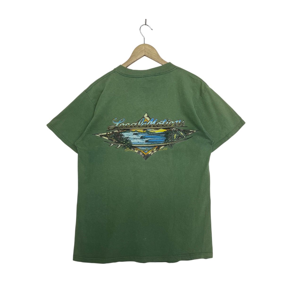 LOCAL MOTION 90 SURFING HAWAII BACKHITT TSHIRT