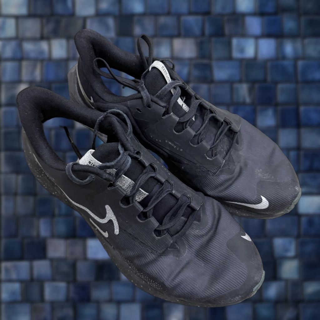 Nike Nike Air Zoom Pegasus Shield Womens 9 Sneakers Black FB1862-001 Size US 7 / IT 37 - 1 Thumbnail