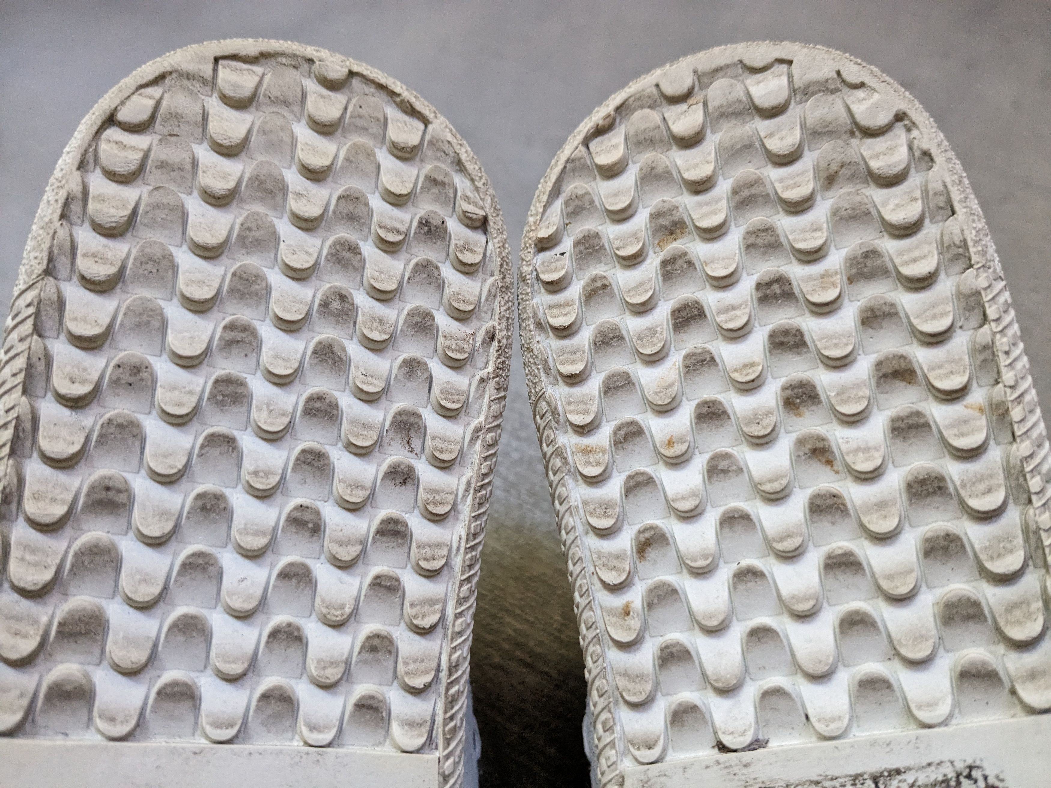 Maison Margiela Maison Margiela GAT Replica White Gray 7 40 Suede Leather Size US 7 / EU 40 - 15 Thumbnail