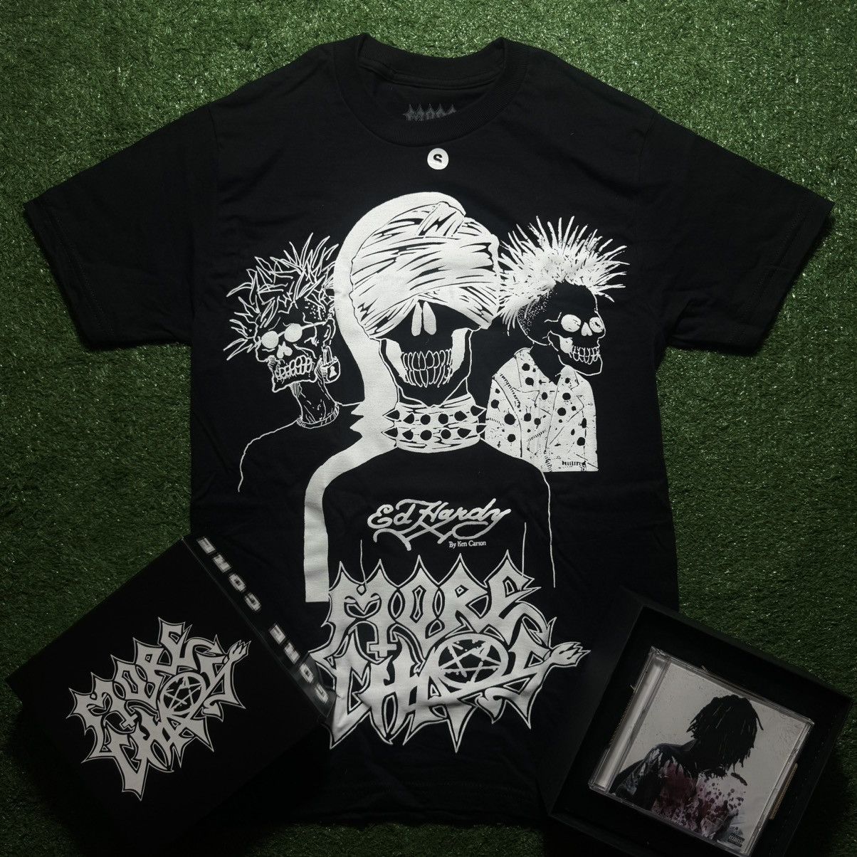 Ed Hardy × Ken Carson KEN CARSON X ED HARDY “ MORE CHAOS “ & FRIENDS BOX SET MERCH Size US S / EU 44-46 / 1 - 1 Thumbnail